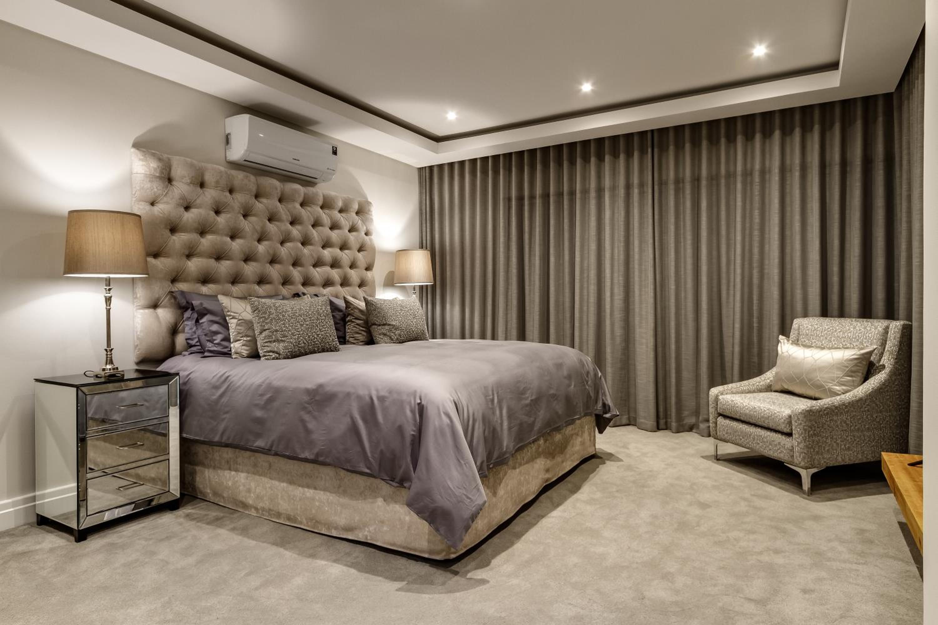 Three-Bedroom Villa - Photo 17