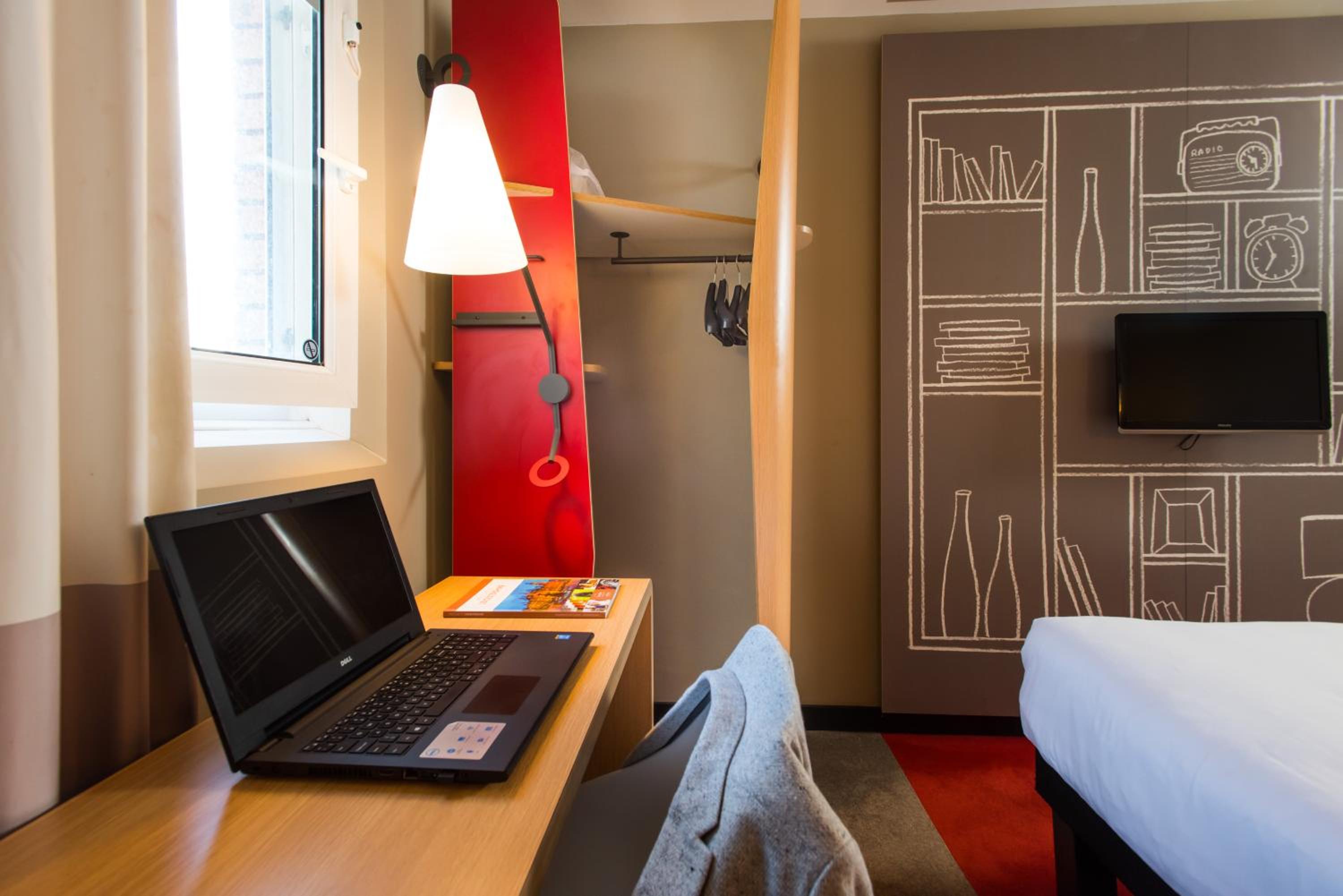 Double Room - Photo 8