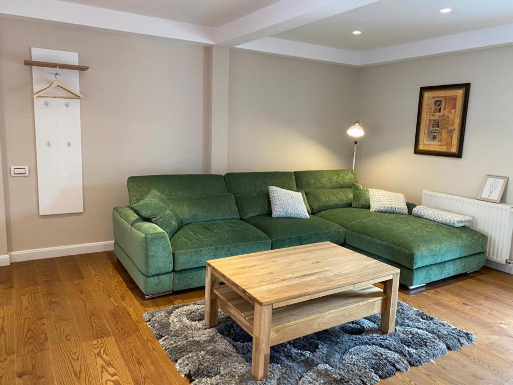 Apartment 4 - Photo 7