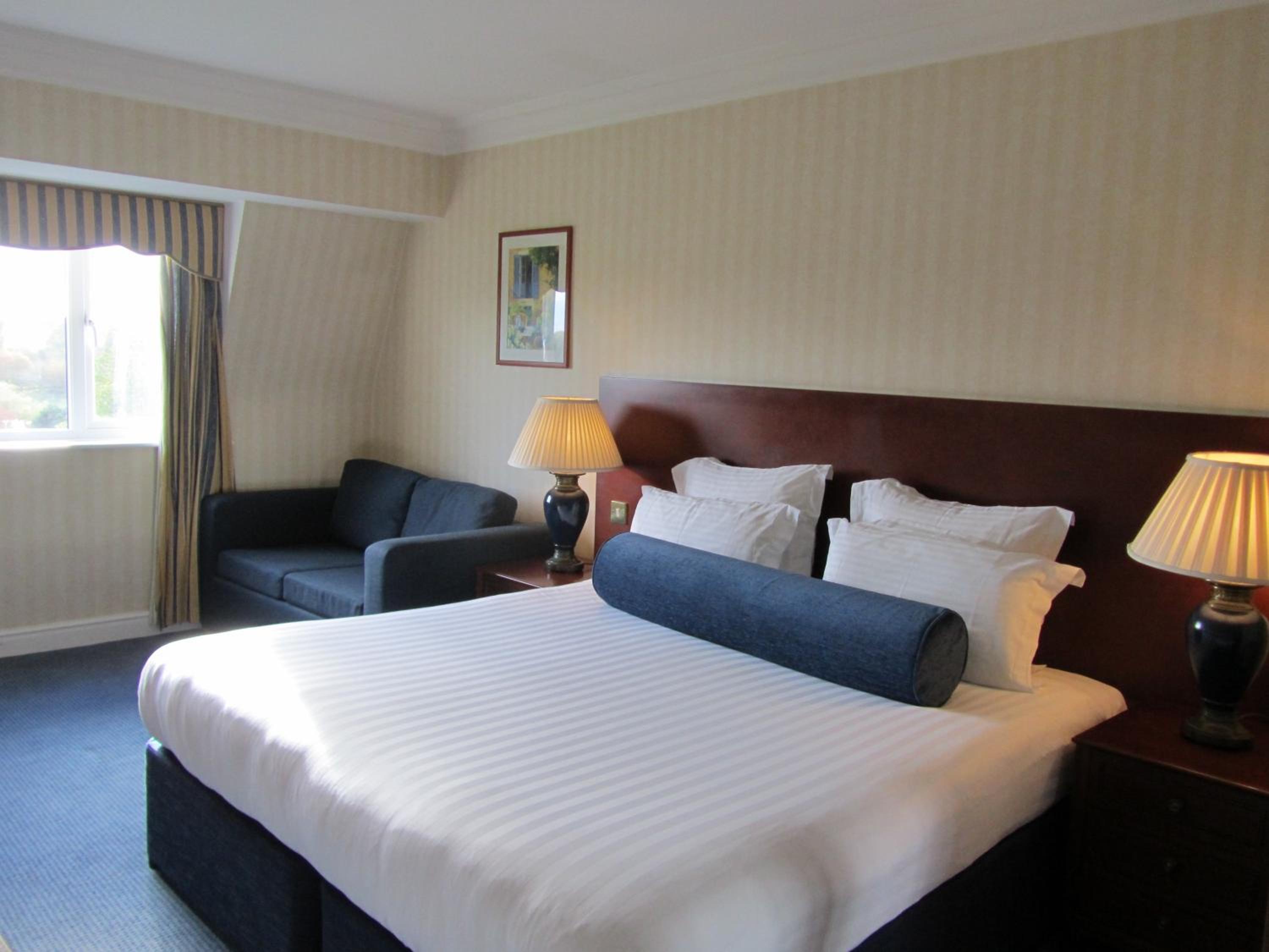 Family Room with Double and Single Beds - Non-Smoking - Photo 7