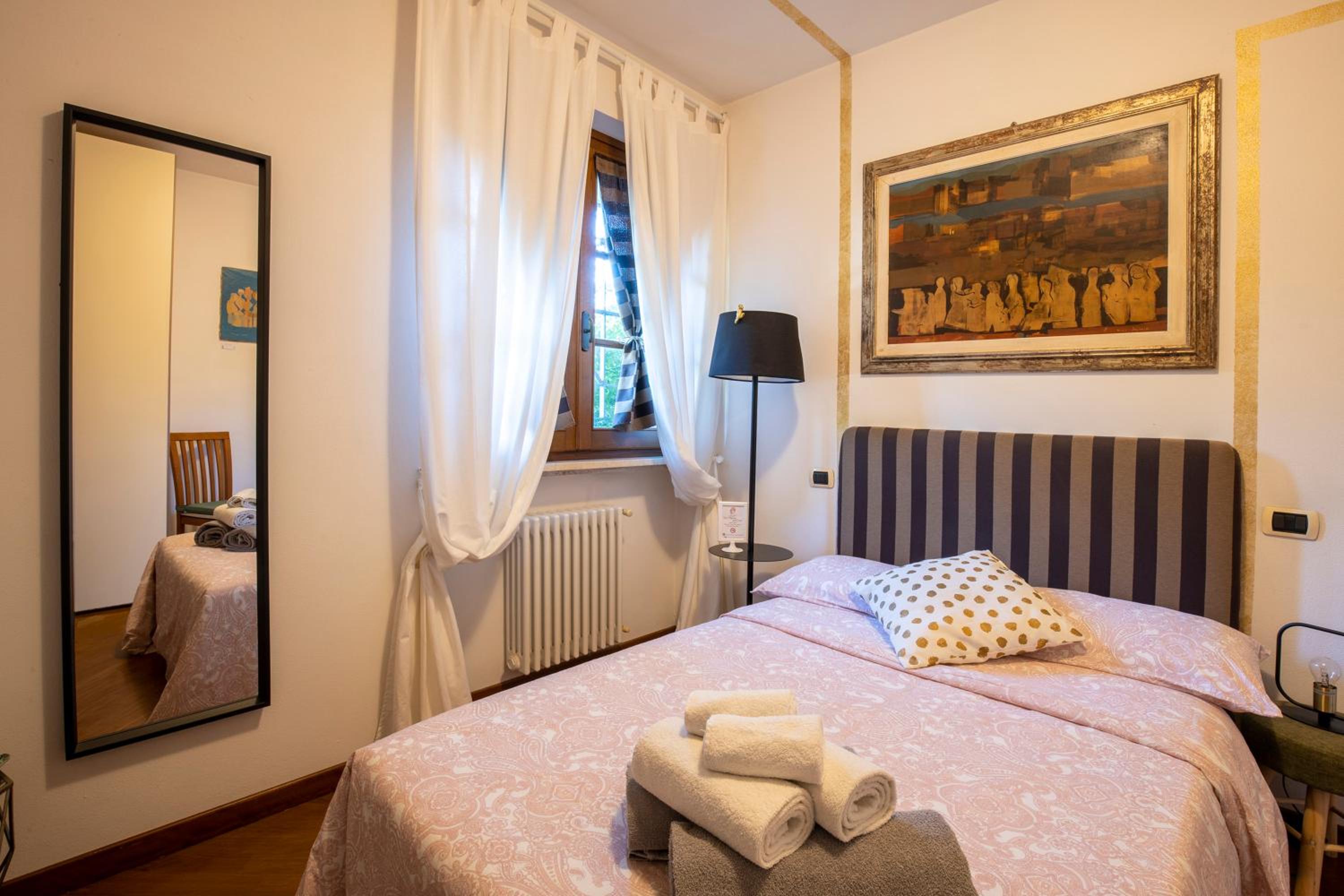 Small Double Room photo 1
