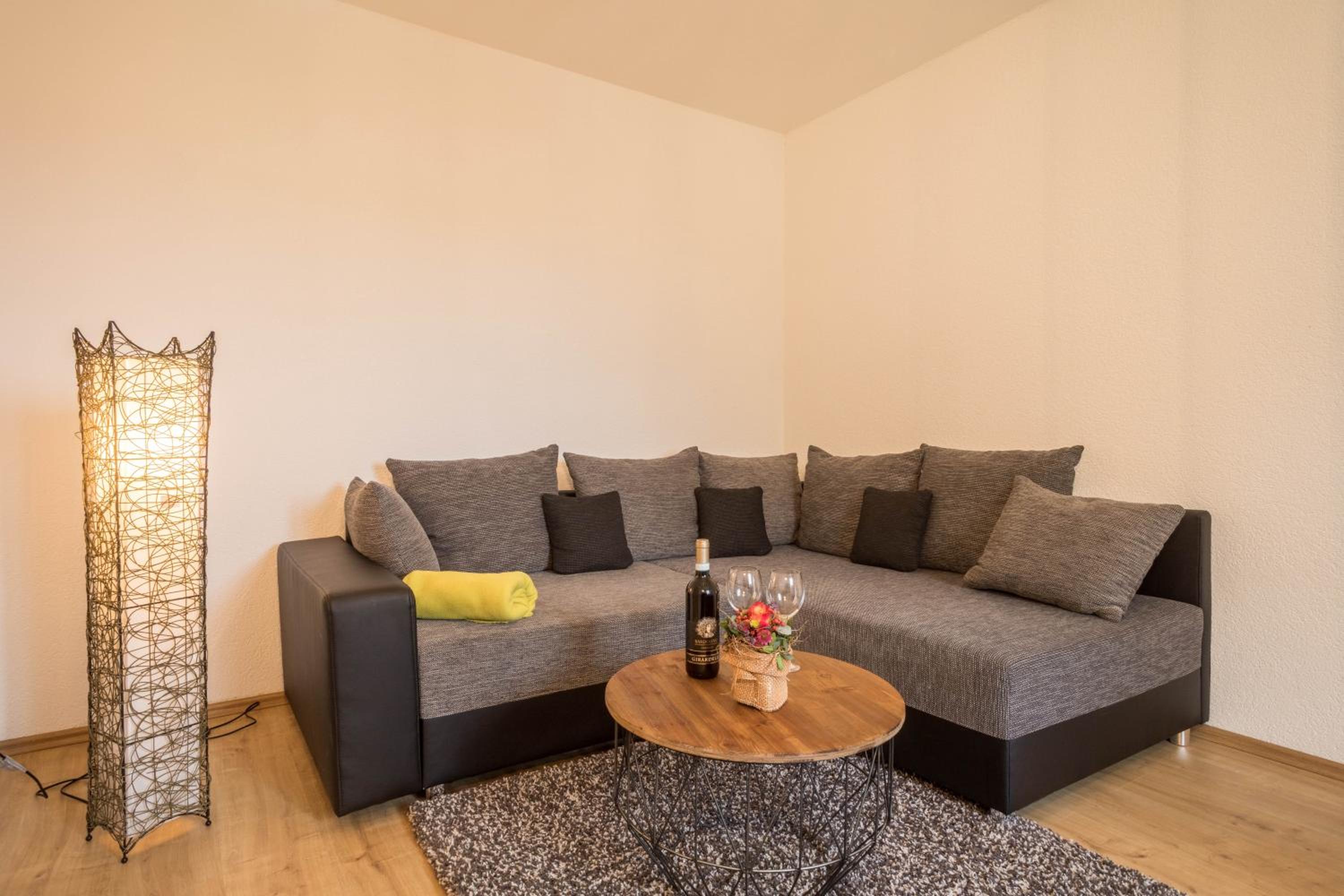 Two-Bedroom Deluxe Apartment with Balcony