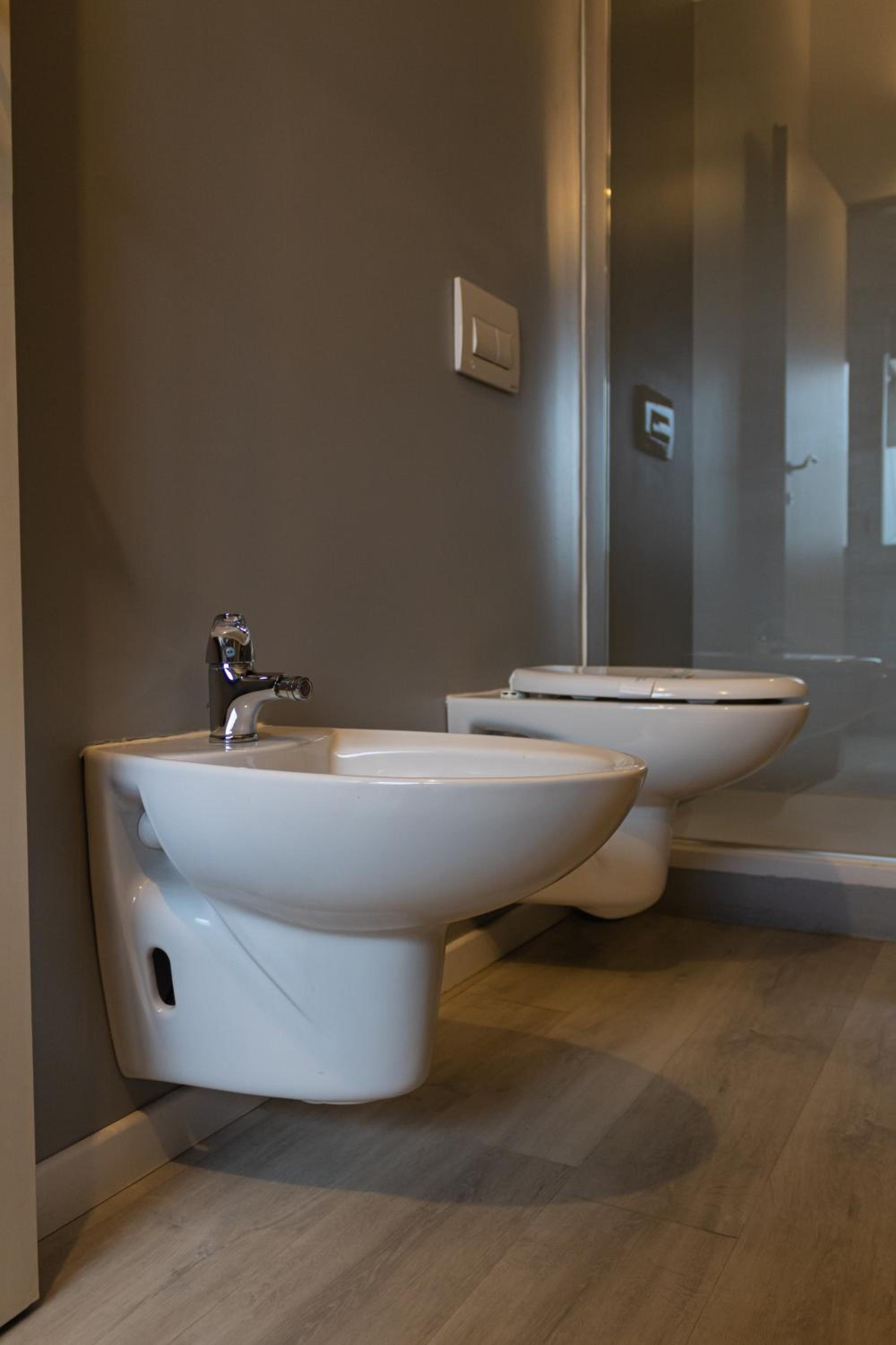 Deluxe Double Room with Shower photo 2