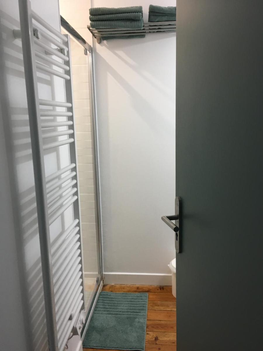Three-Bedroom Apartment - Photo 4