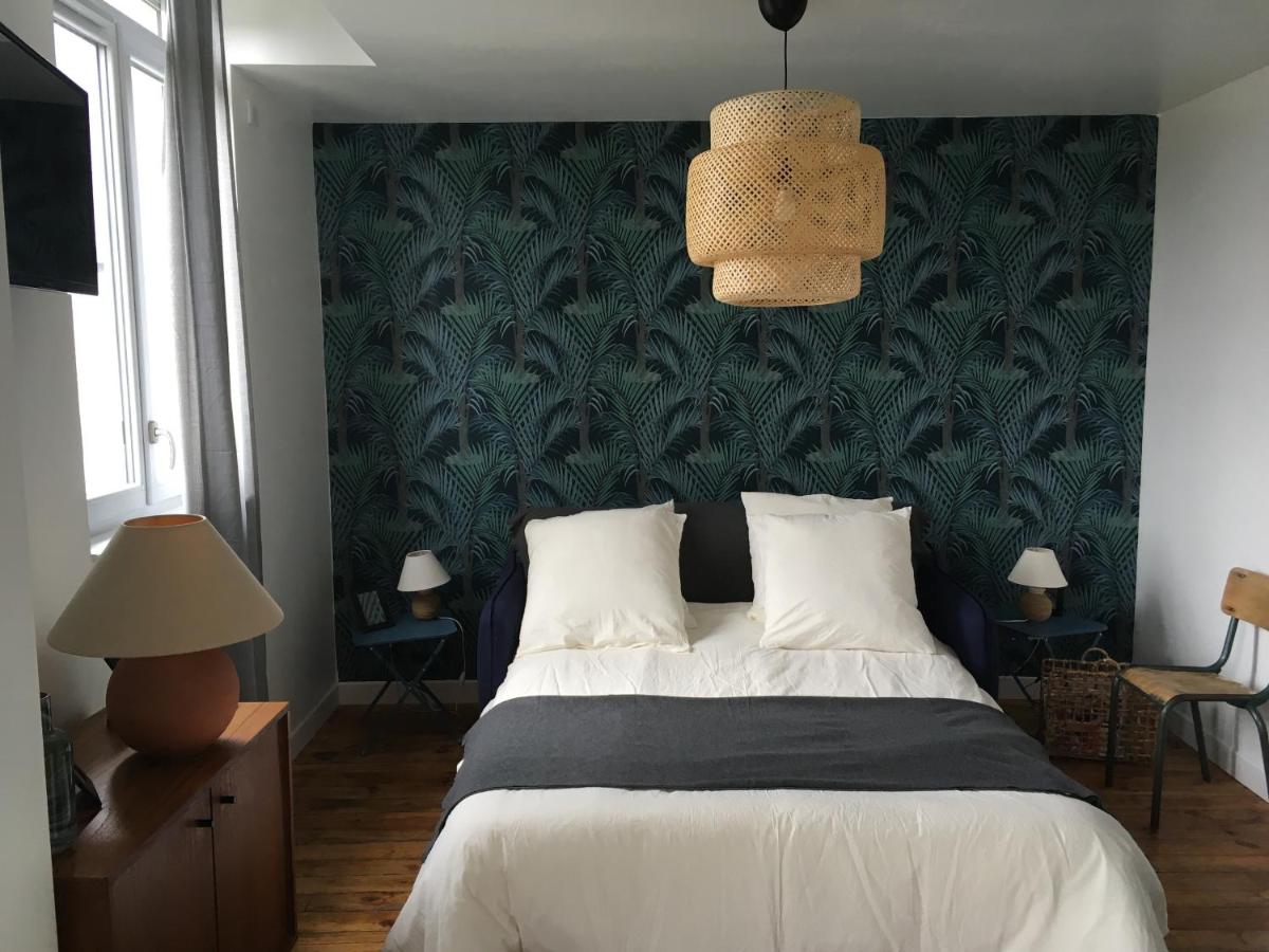 Three-Bedroom Apartment - Photo 1
