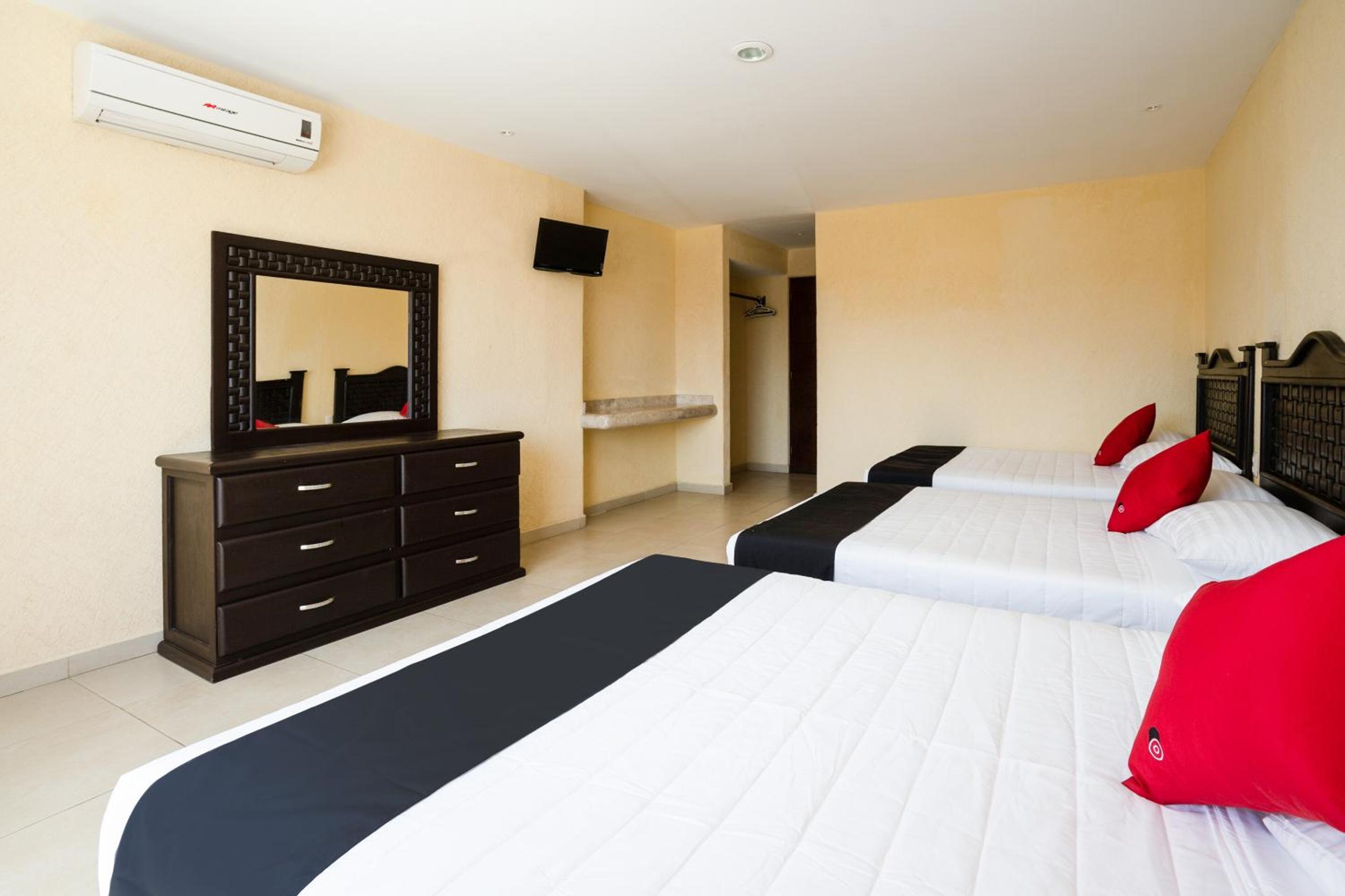Standard Three beds - Photo 6