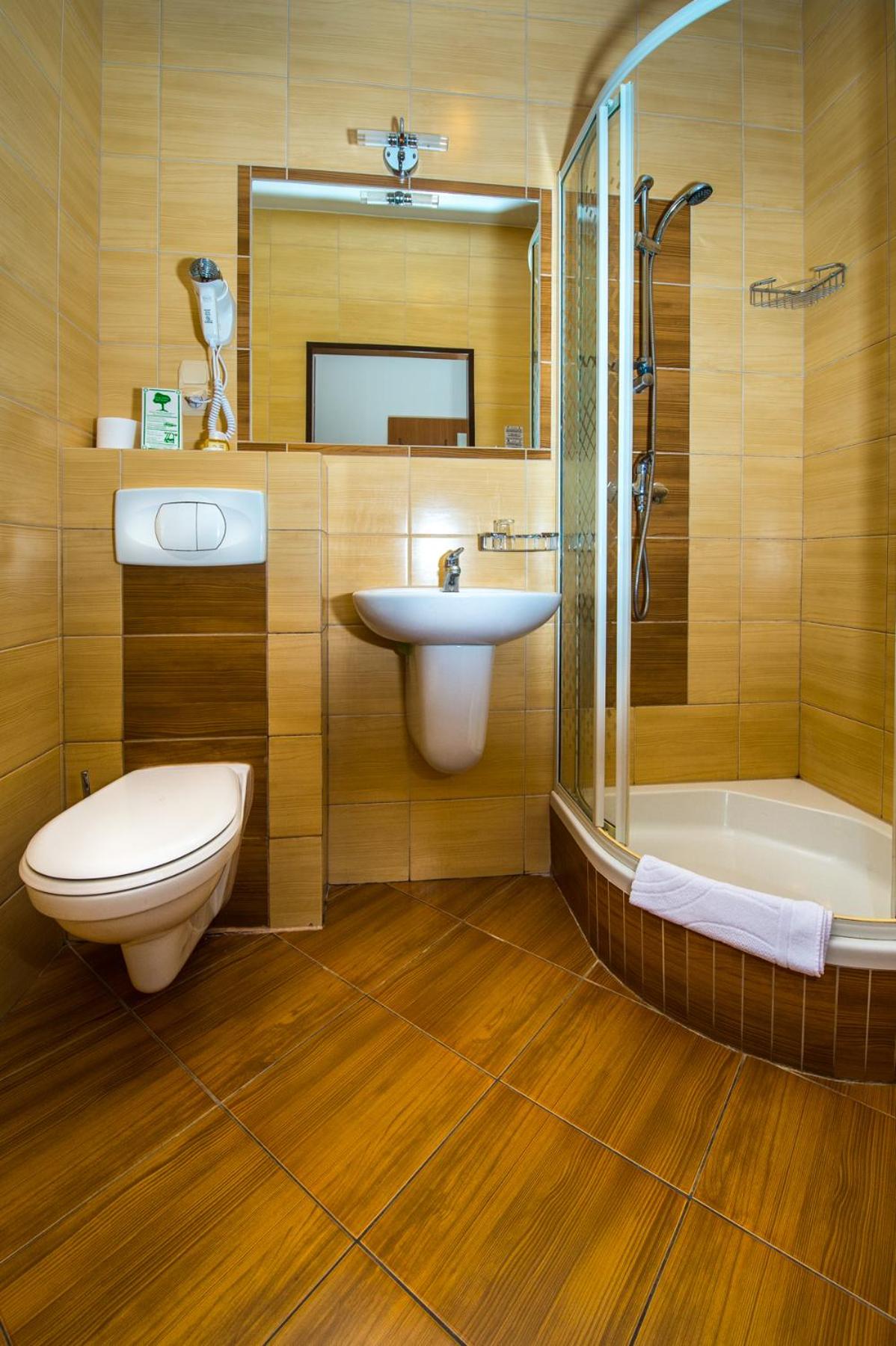 Twin Room with View