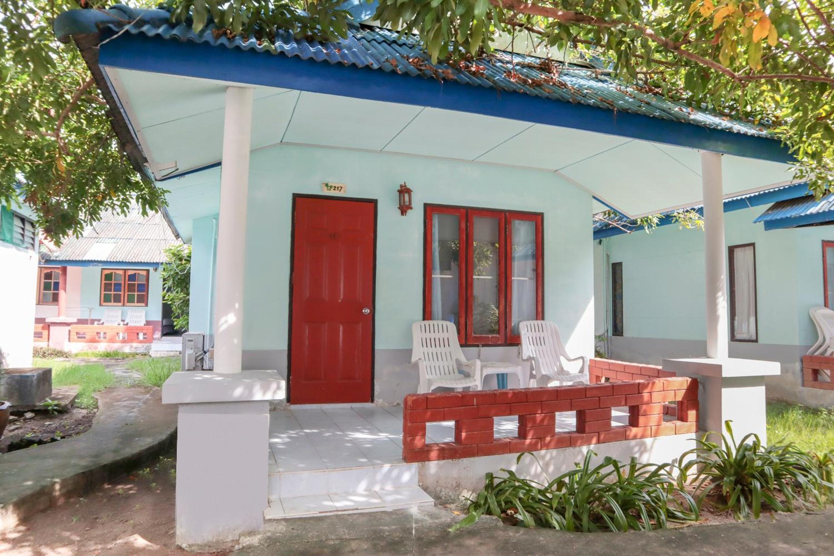 Deluxe Bungalow photo 3
