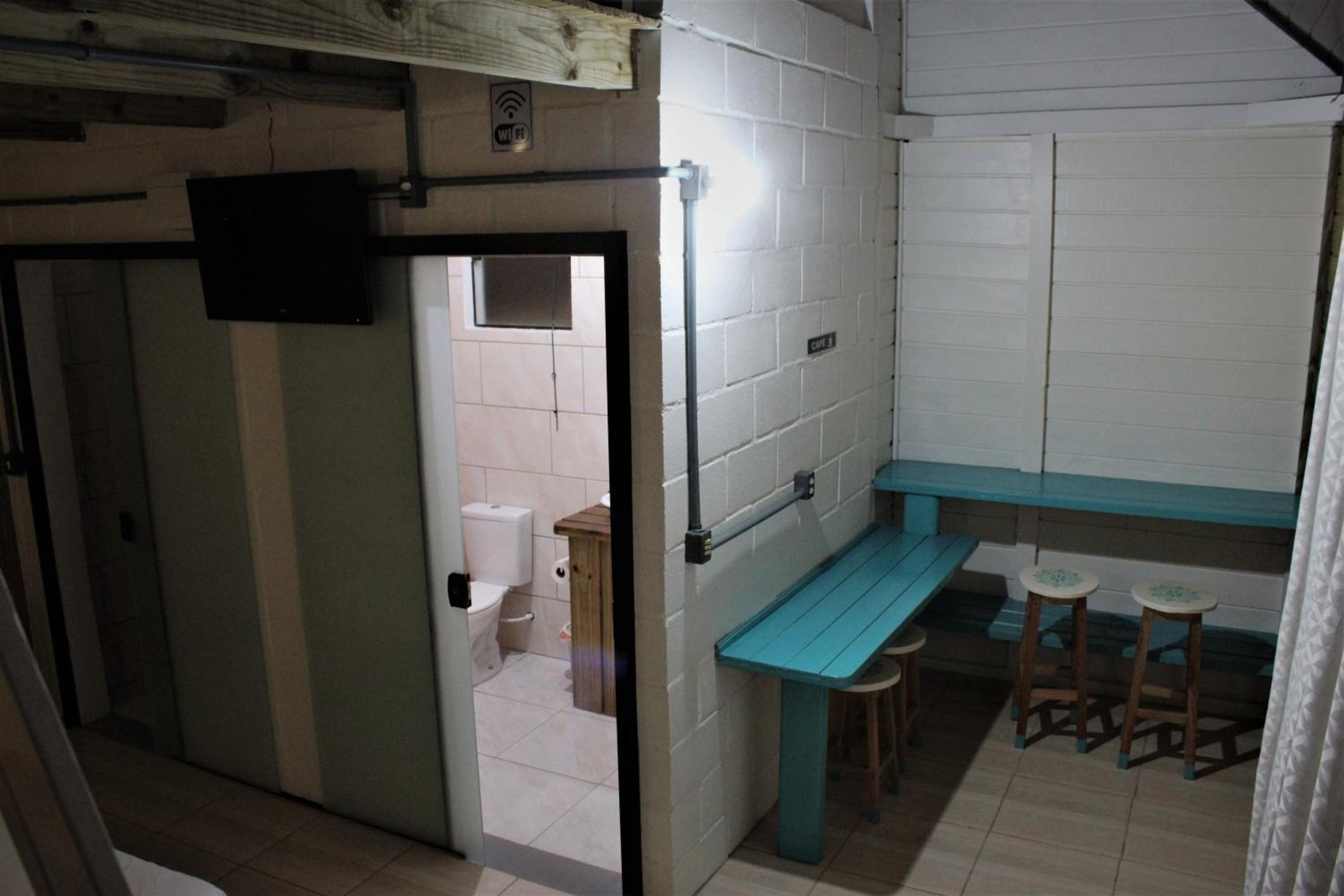 Classic Quadruple Room - Photo 5