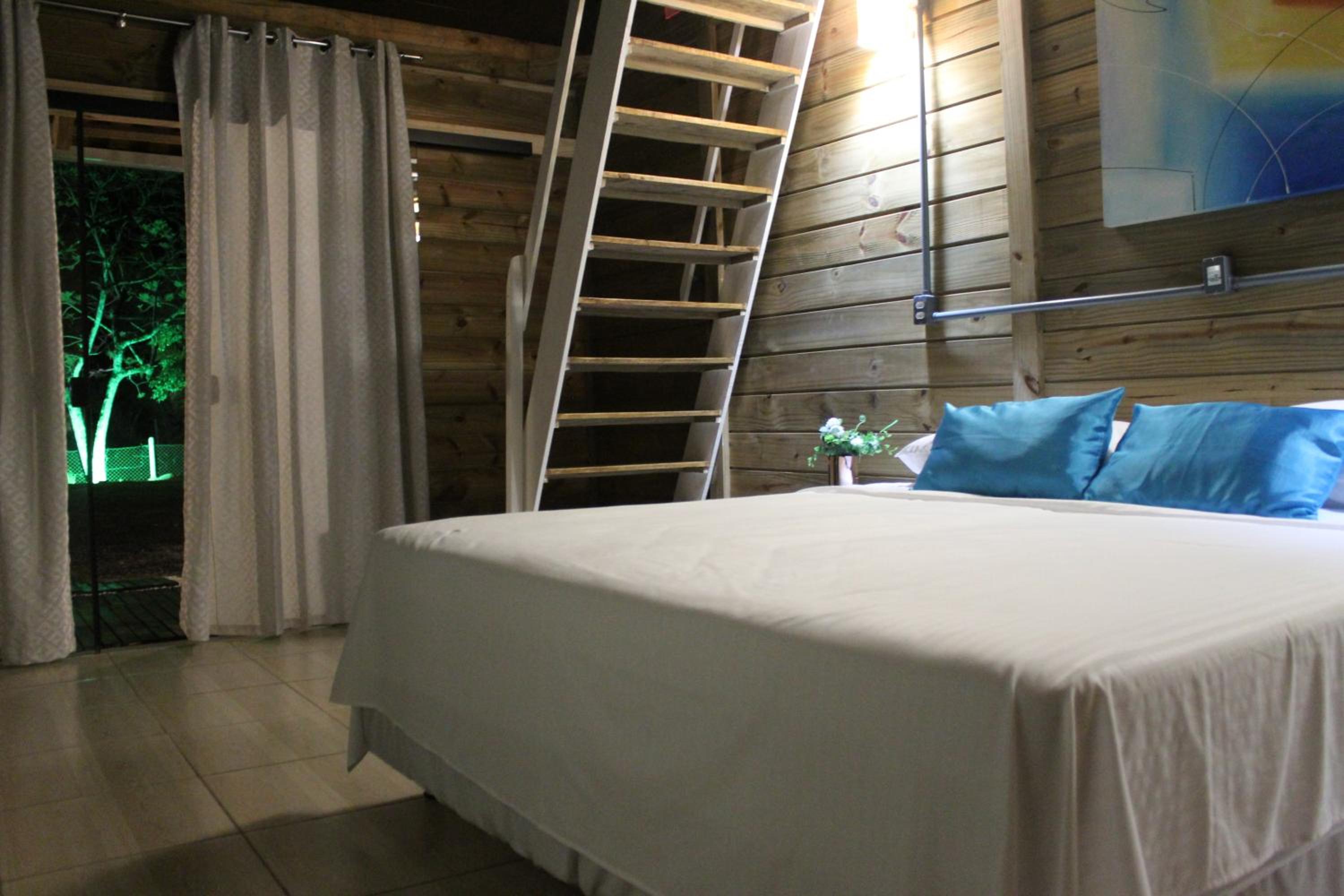 Classic Quadruple Room - Photo 2