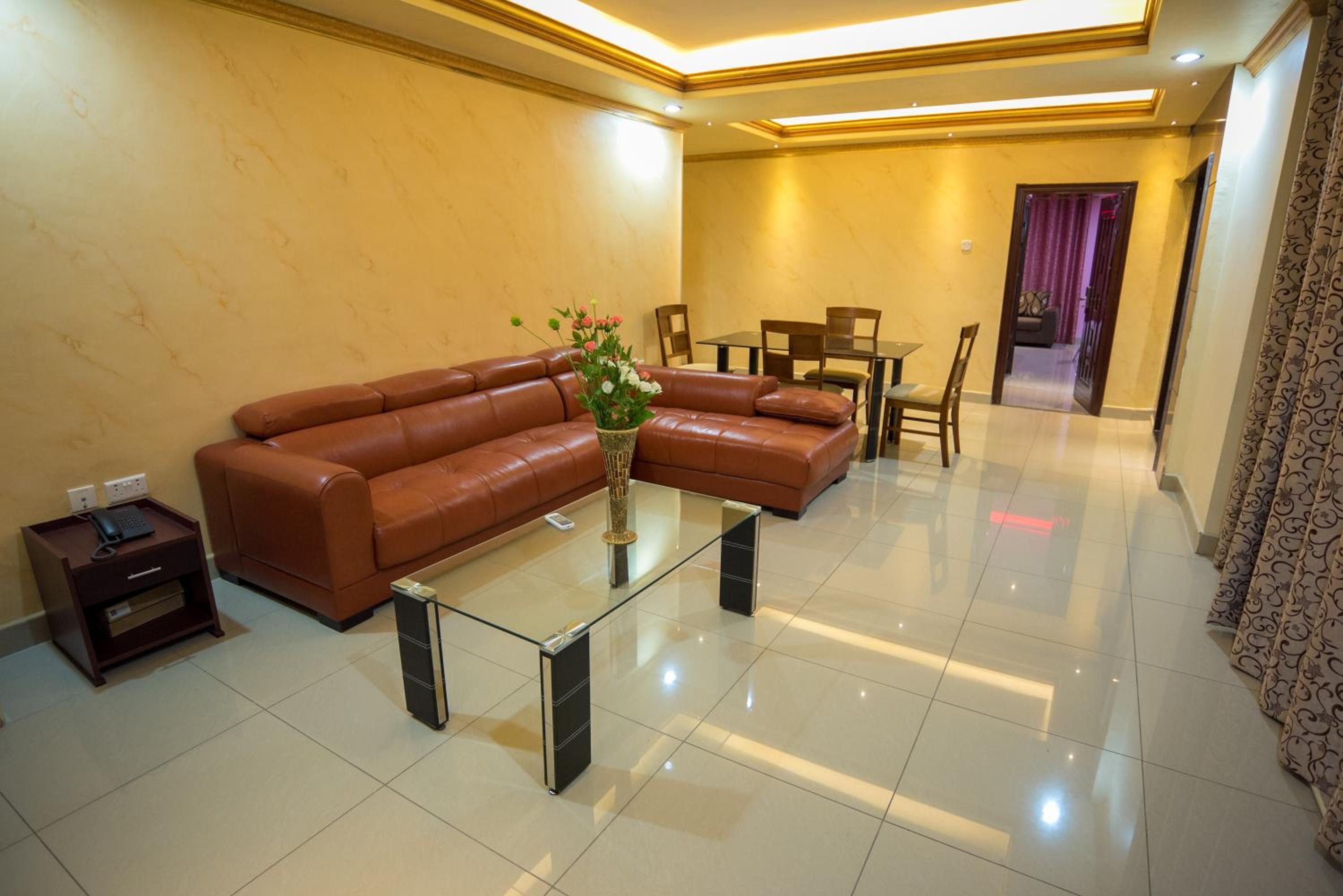 Three-Bedroom Premium Apartment photo 2