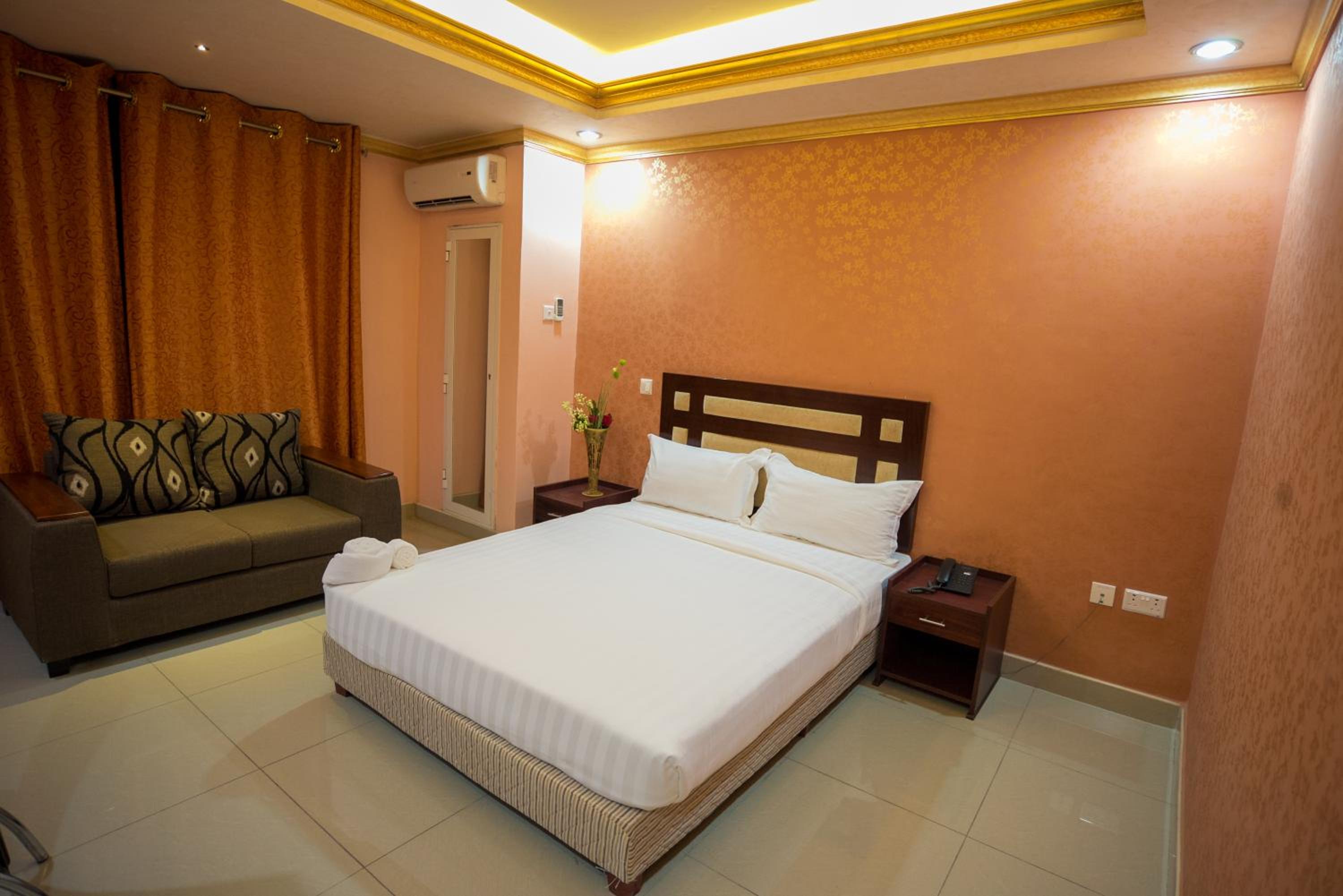 Deluxe Single Room