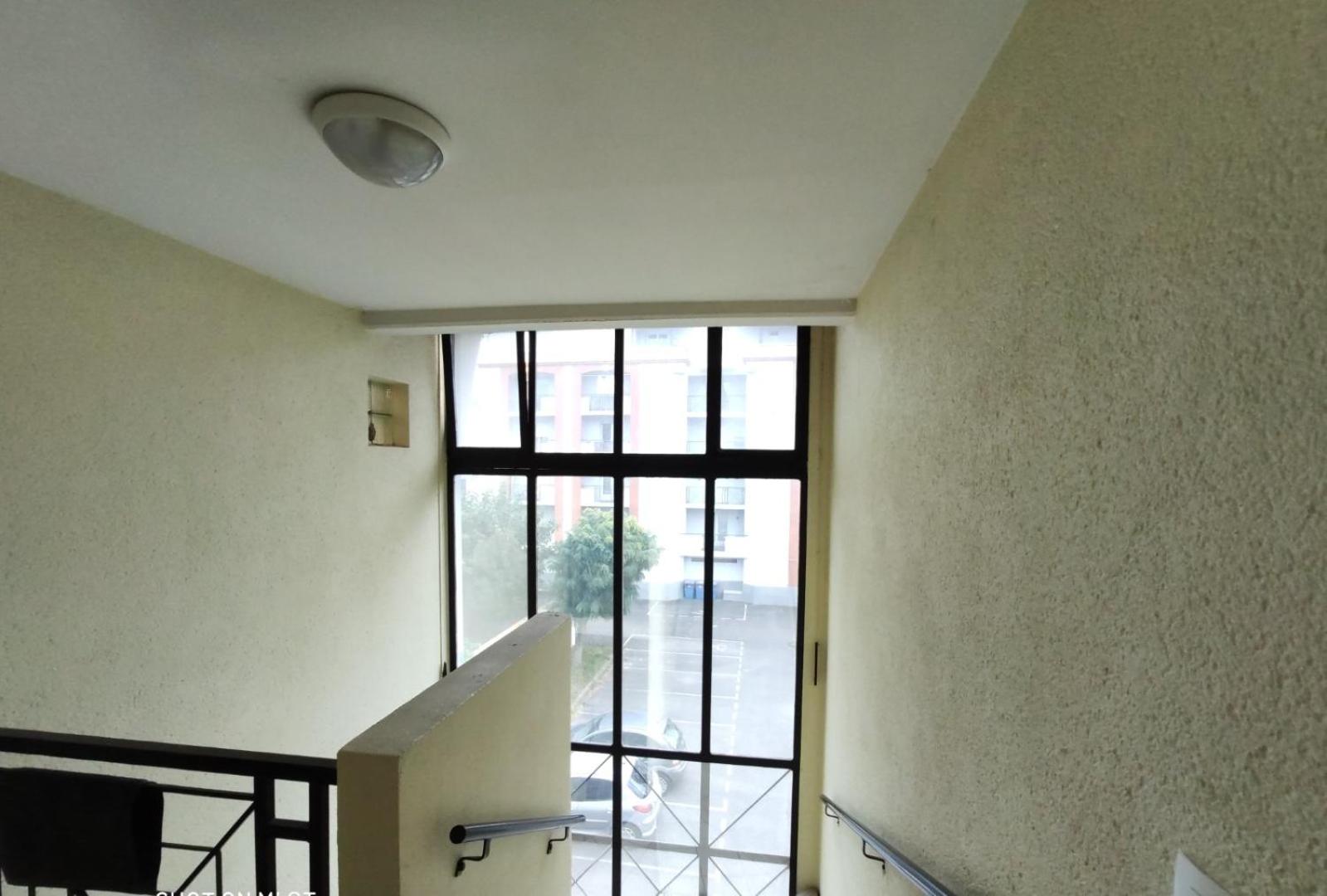 One-Bedroom Apartment - Photo 21