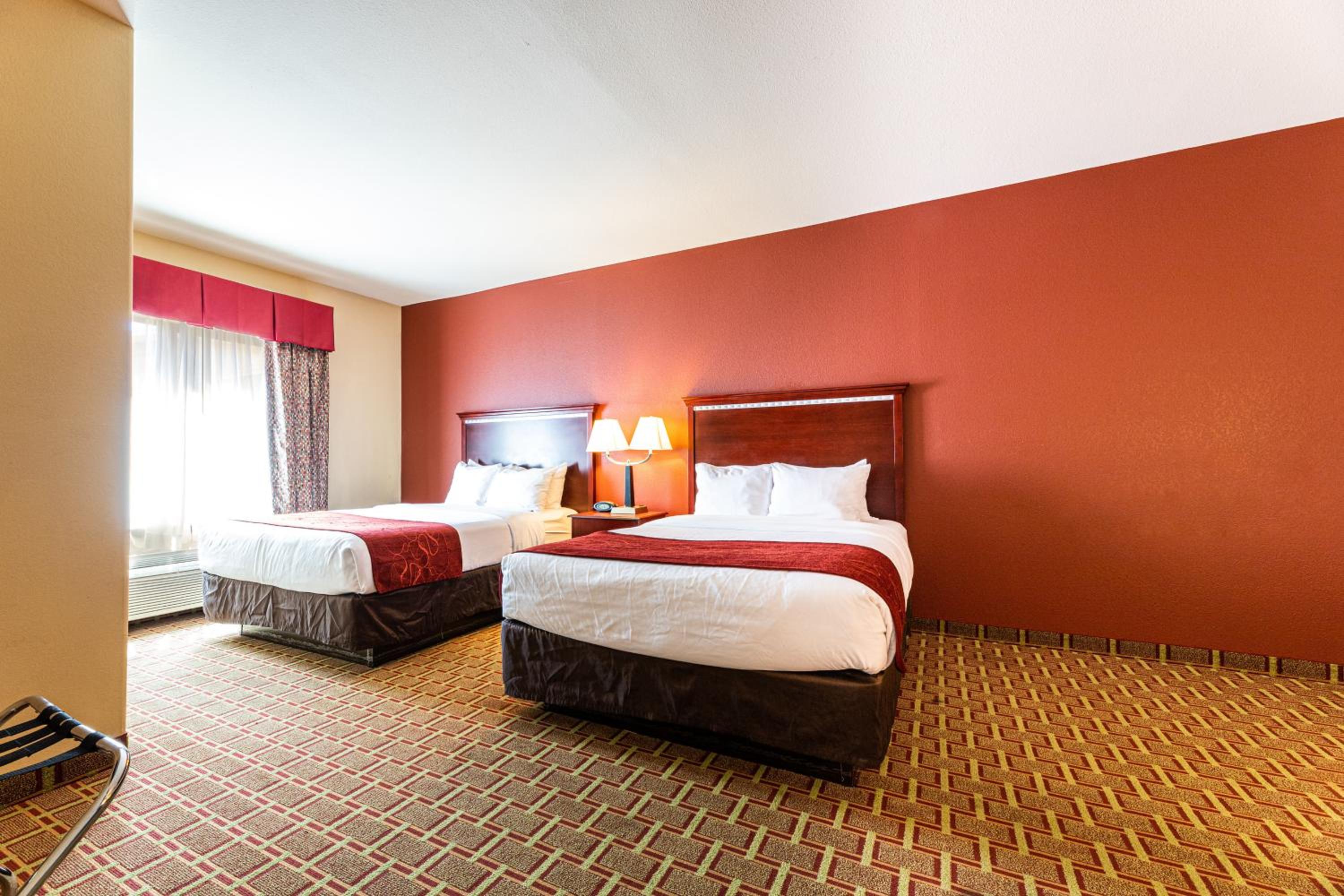 Efficiency Queen Suite with Kitchenette