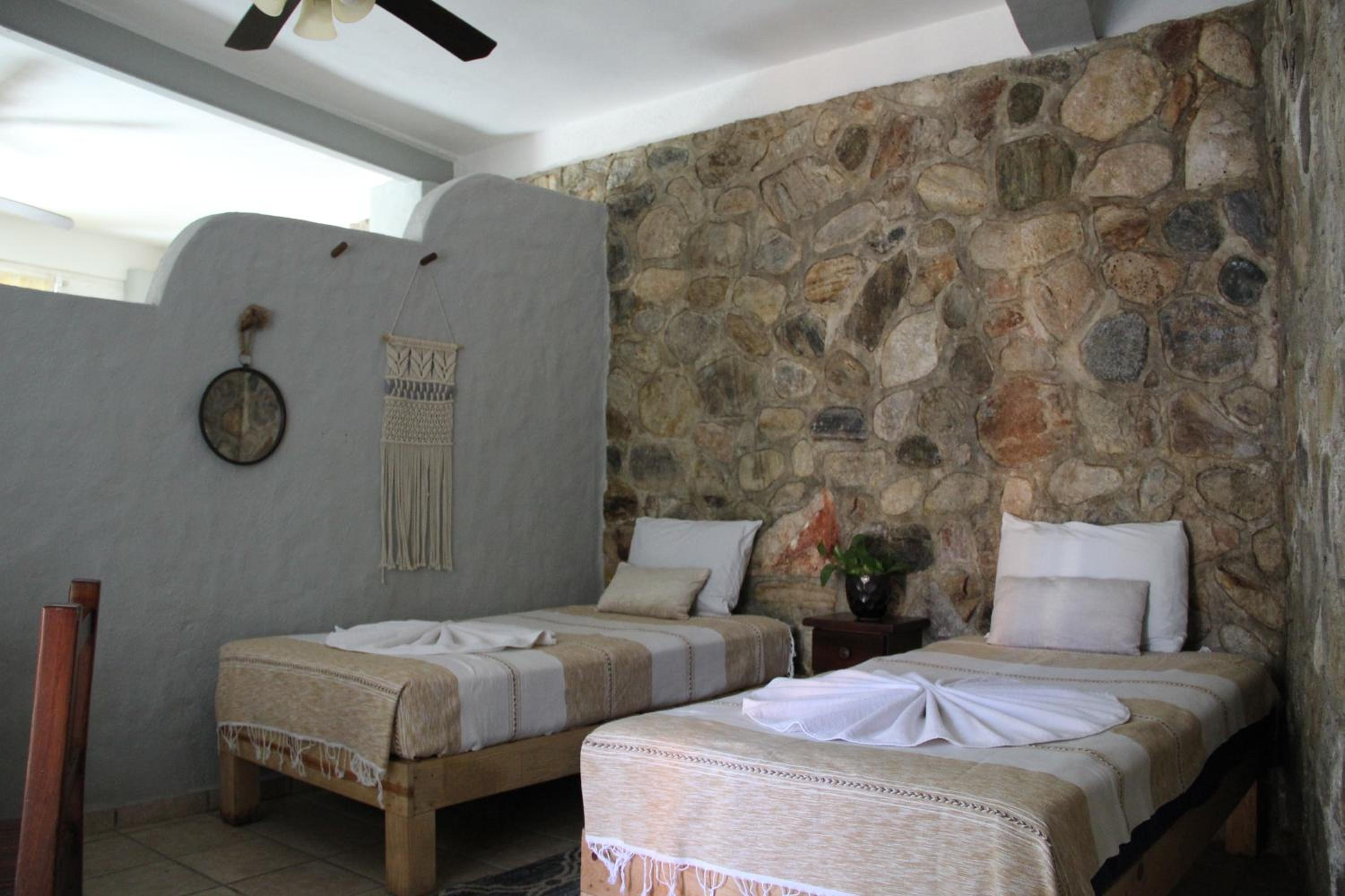 Deluxe Family Suite