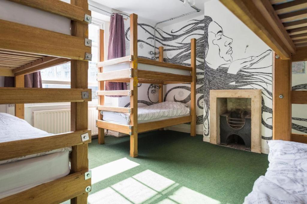 Bunk Bed in Female Dormitory Room sleeps 6 photo 2