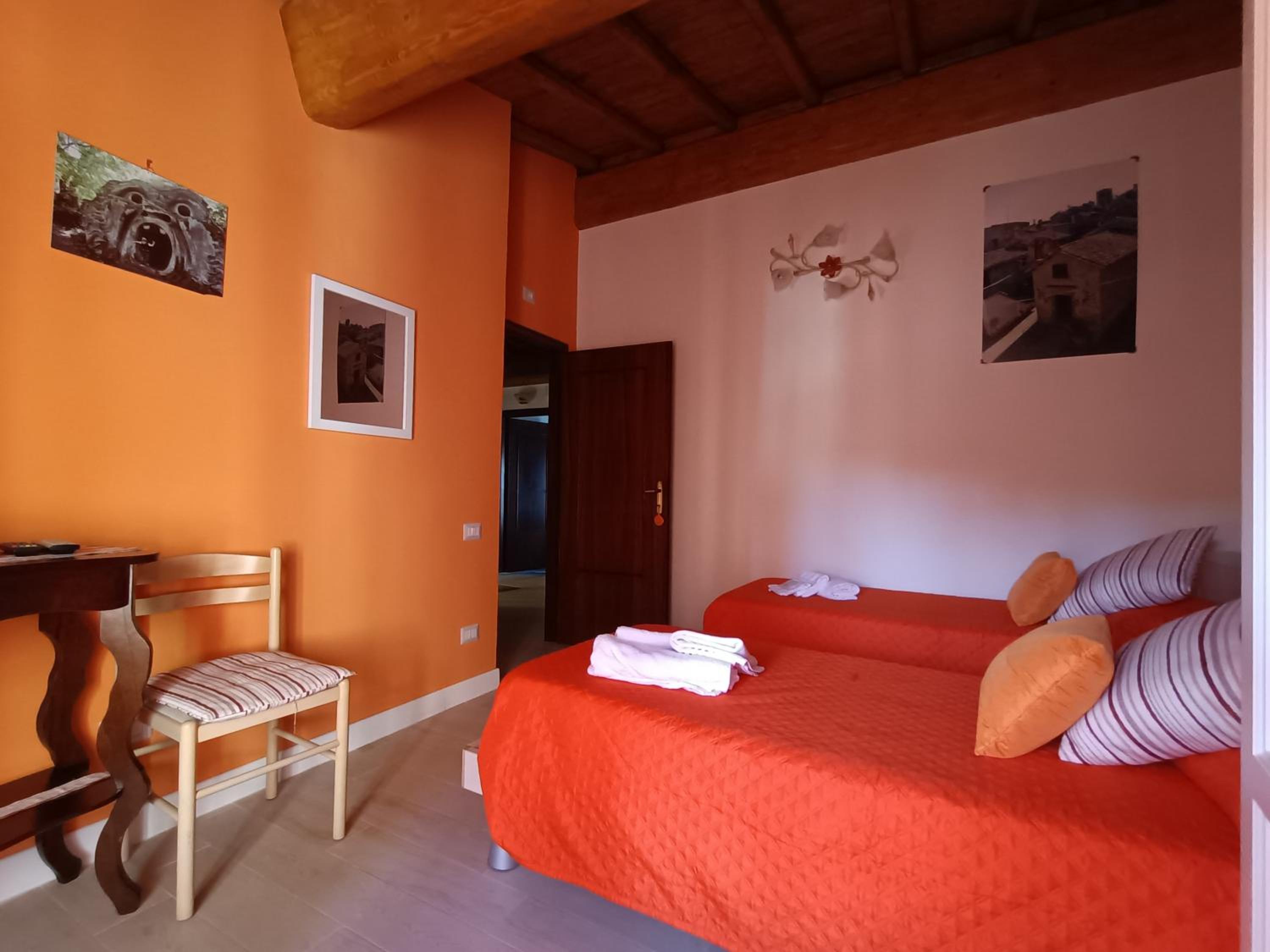 Twin Room with Private External Bathroom