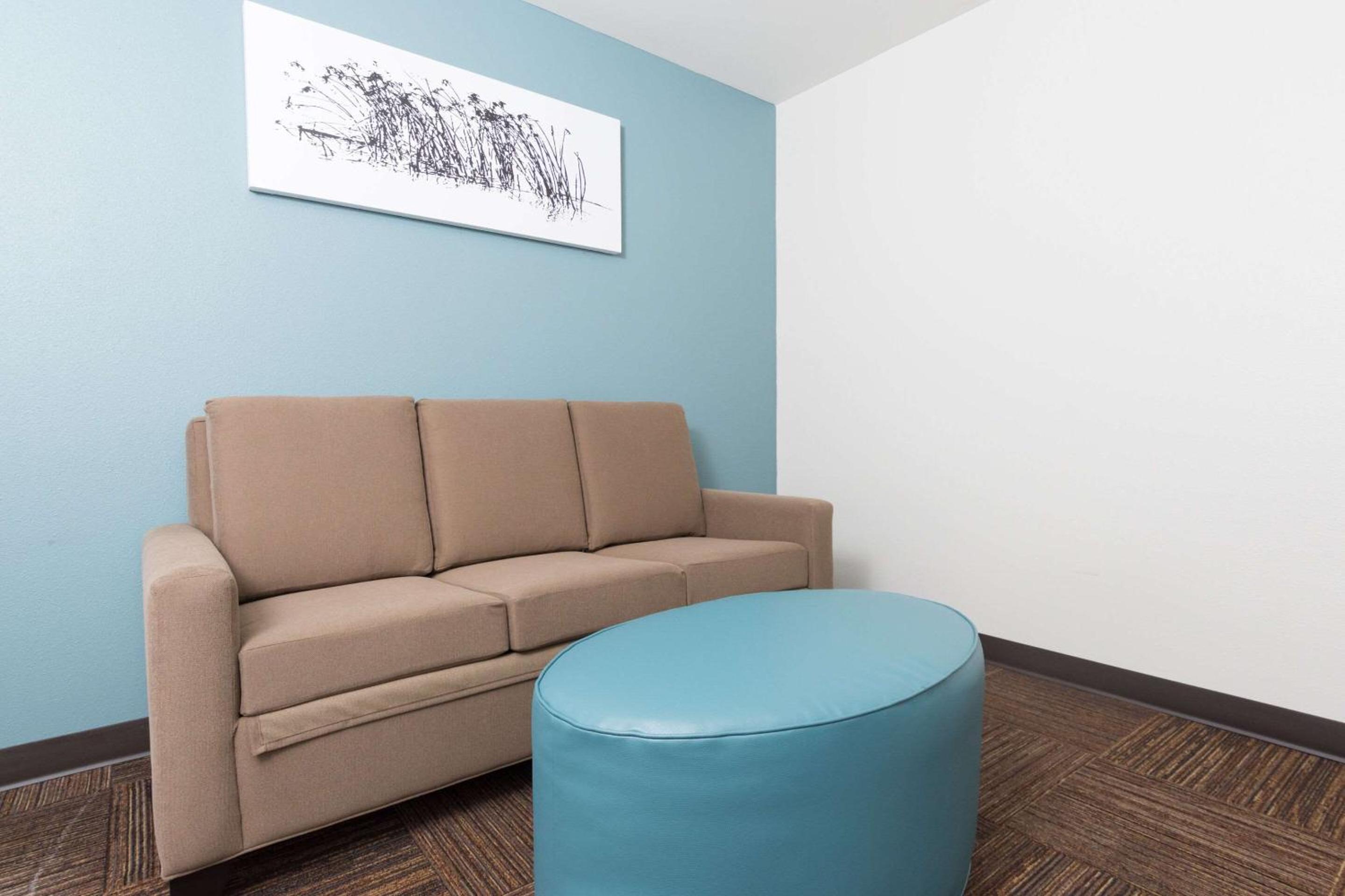 King Suite - Photo 3