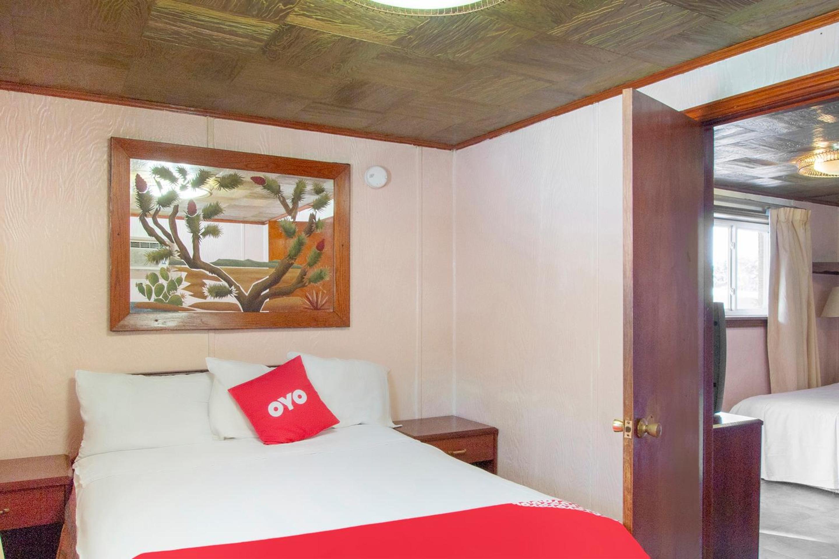 2 Bedroom Suite - Photo 1