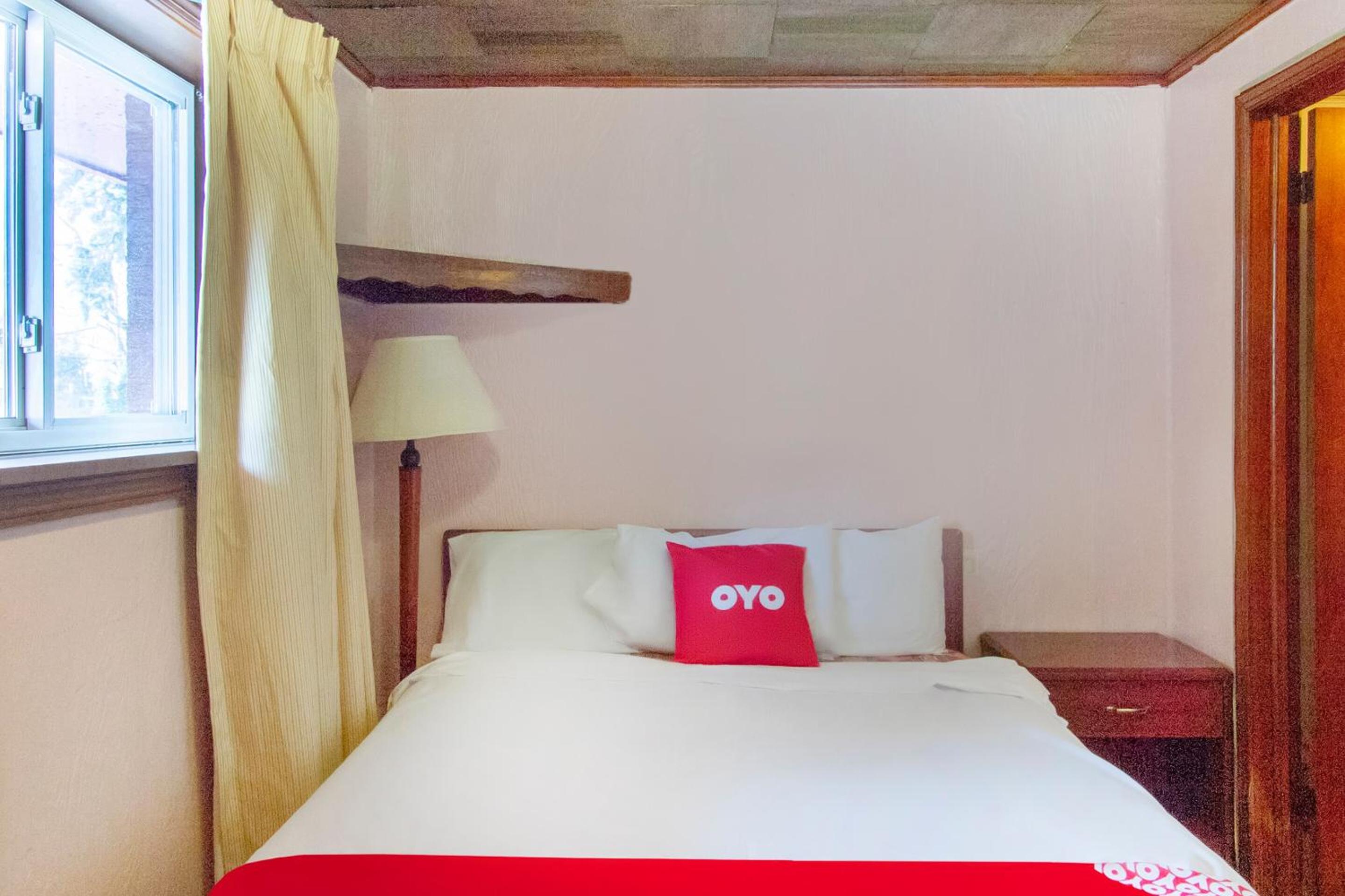 2 Bedroom Suite - Photo 8