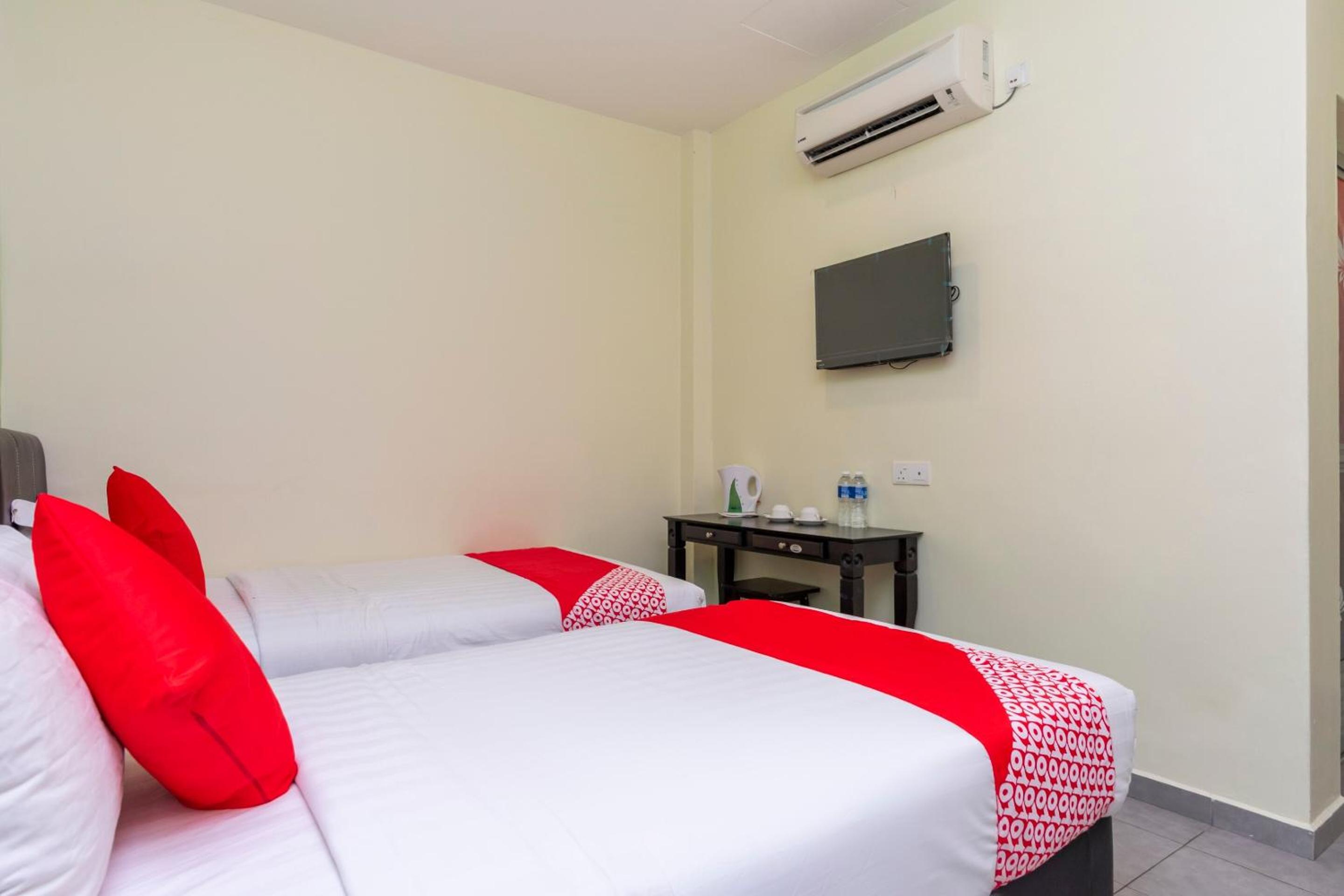 Deluxe Twin Room - Photo 4