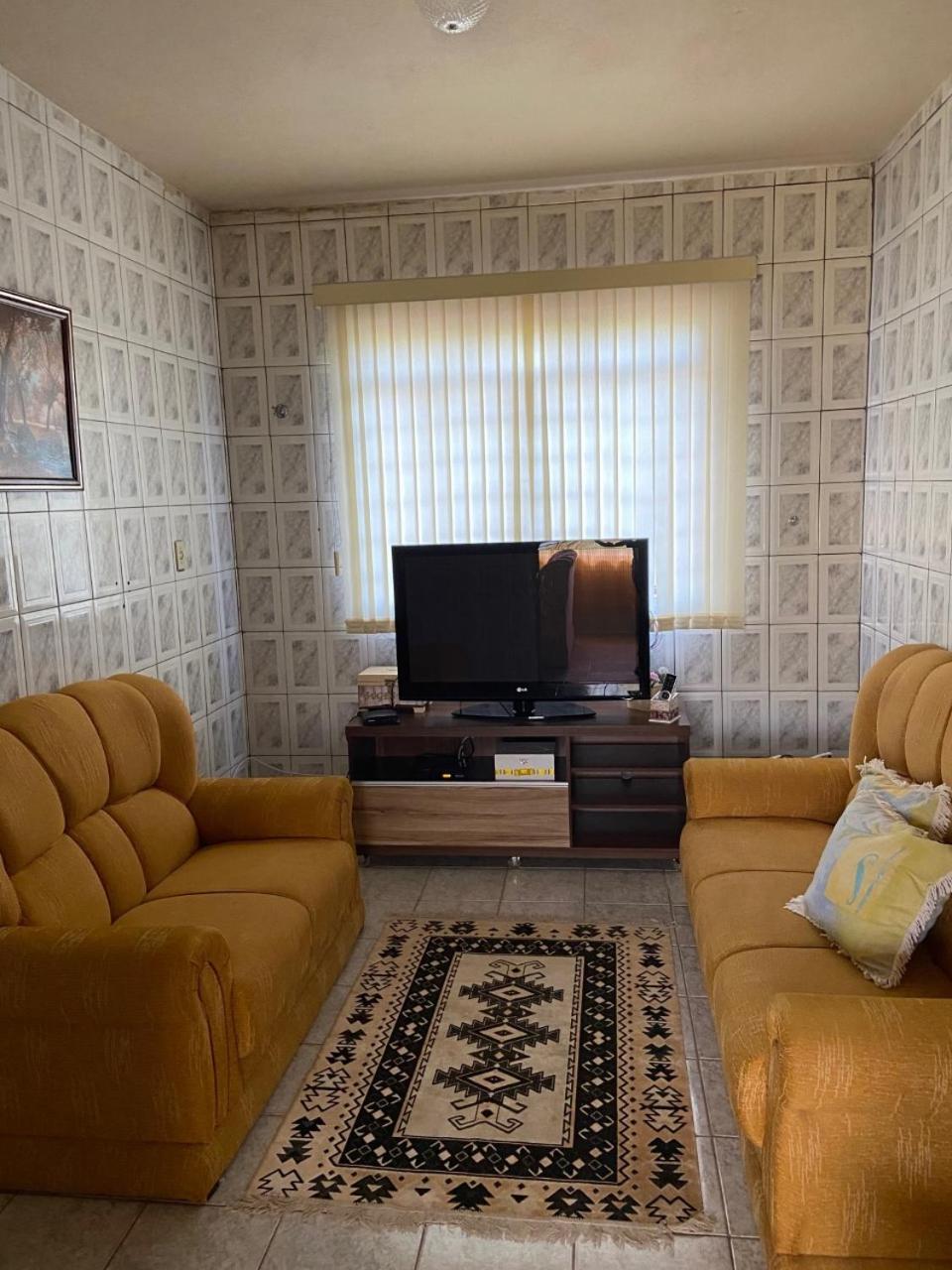 Three-Bedroom House photo 3
