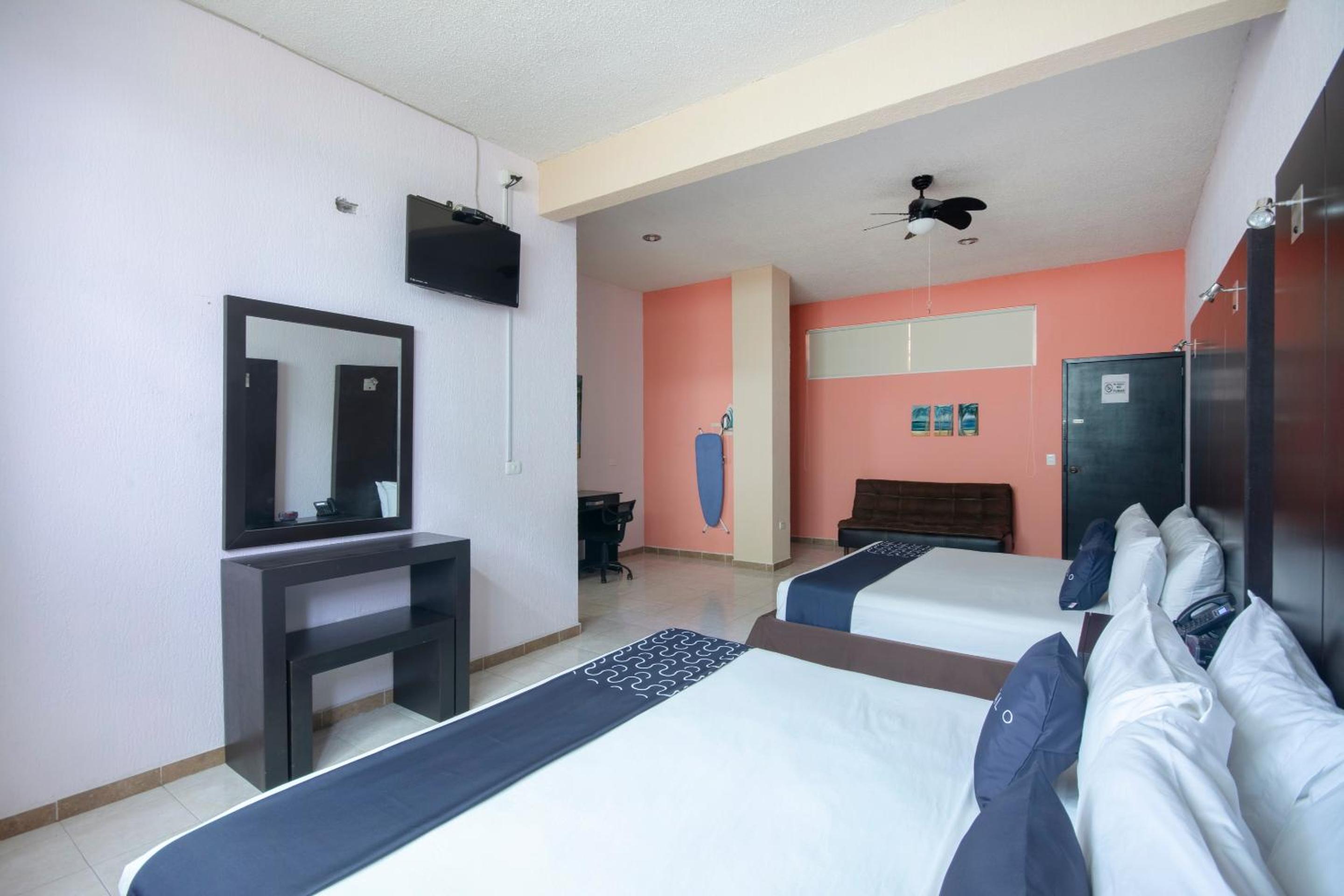 Superior Double Room with Two Double Beds photo 2