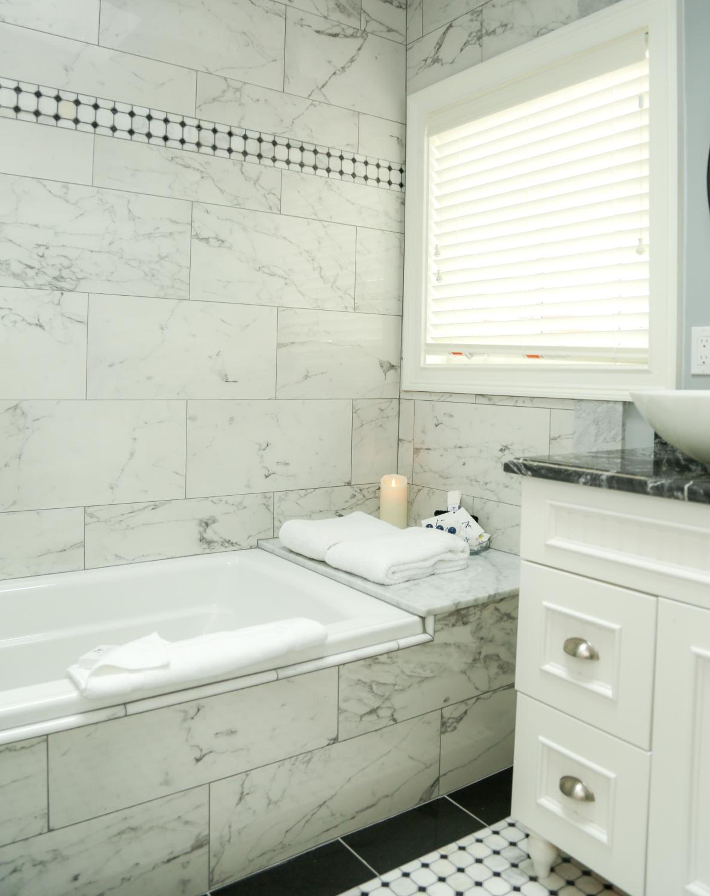 Two-Bedroom Suite photo 2