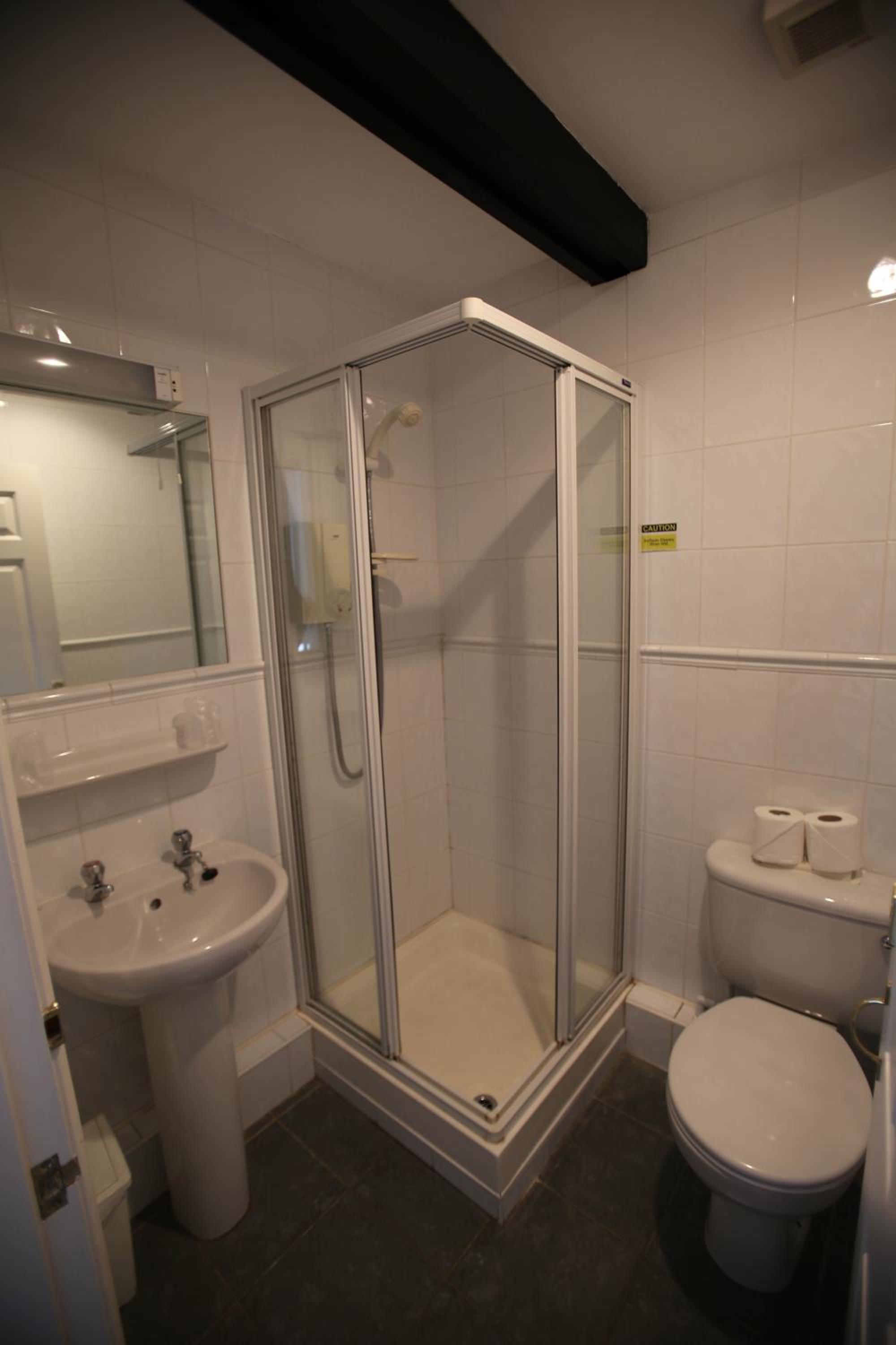 Standard Twin Room photo 2