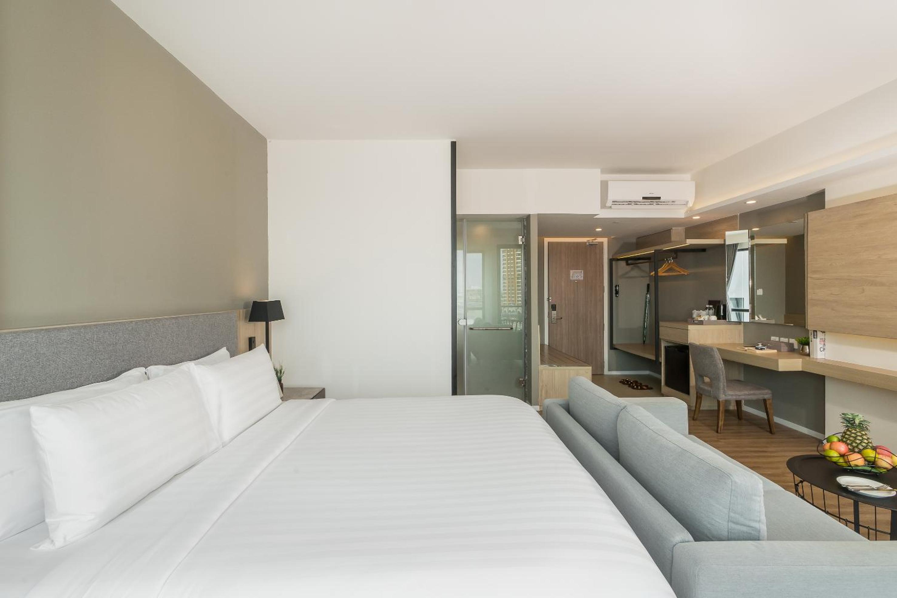 Grand Deluxe Double Room - Photo 14