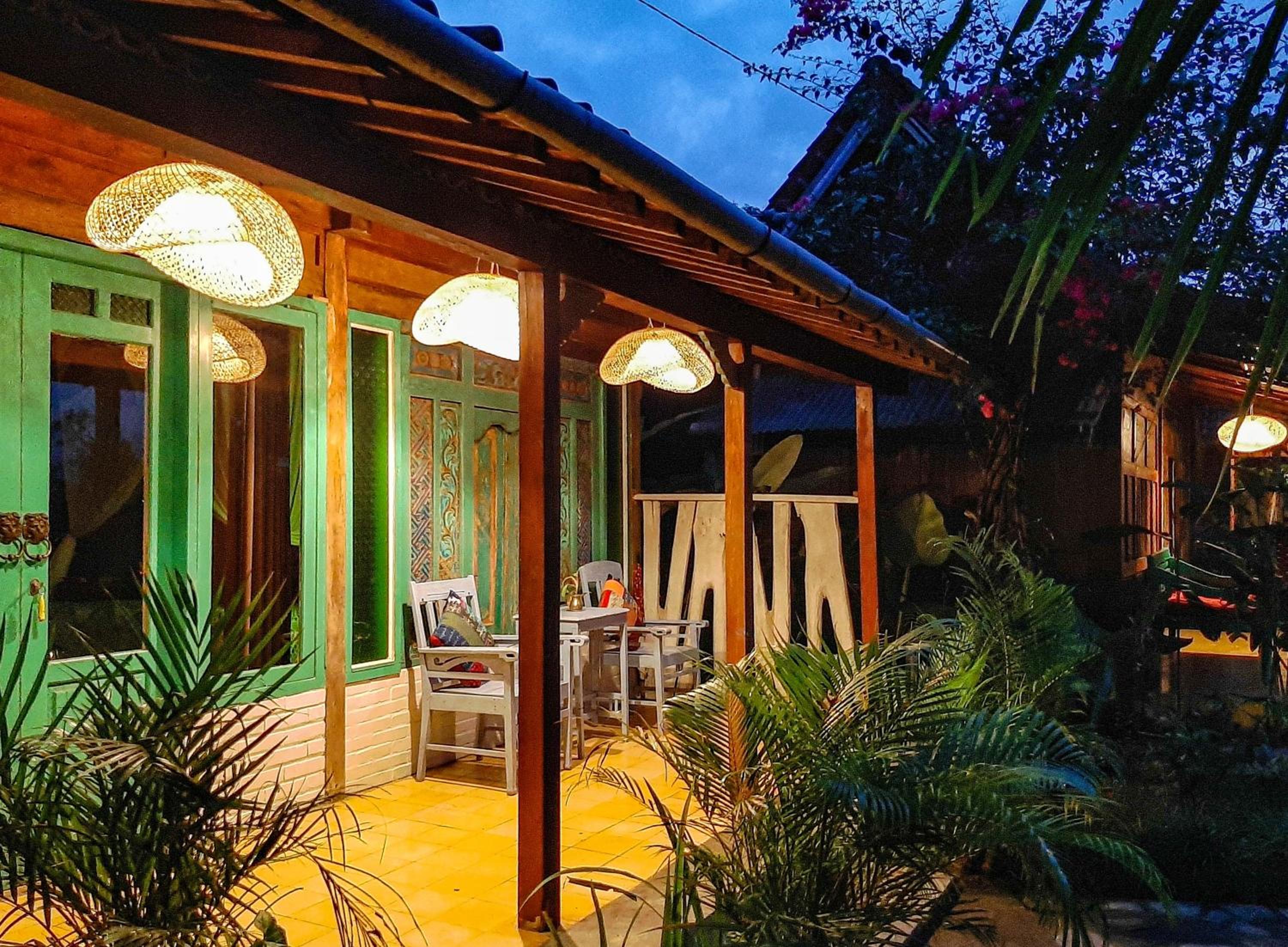 One-Bedroom Bungalow - Photo 19