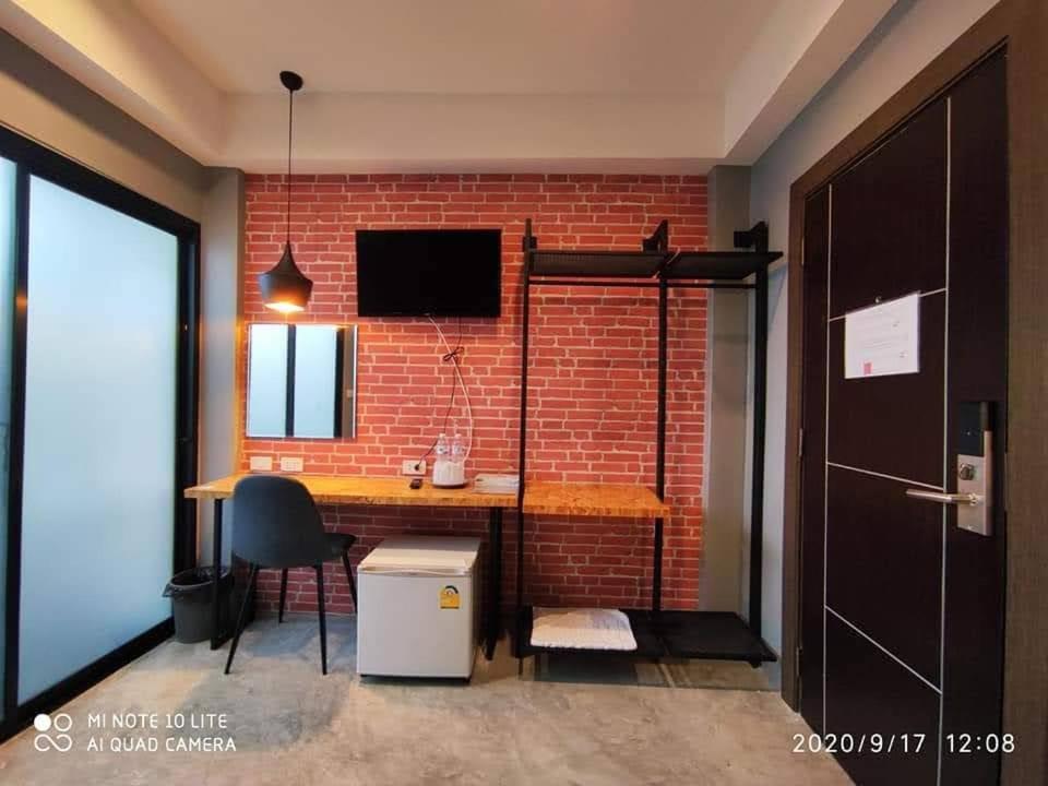 Standard Double Room - Photo 1