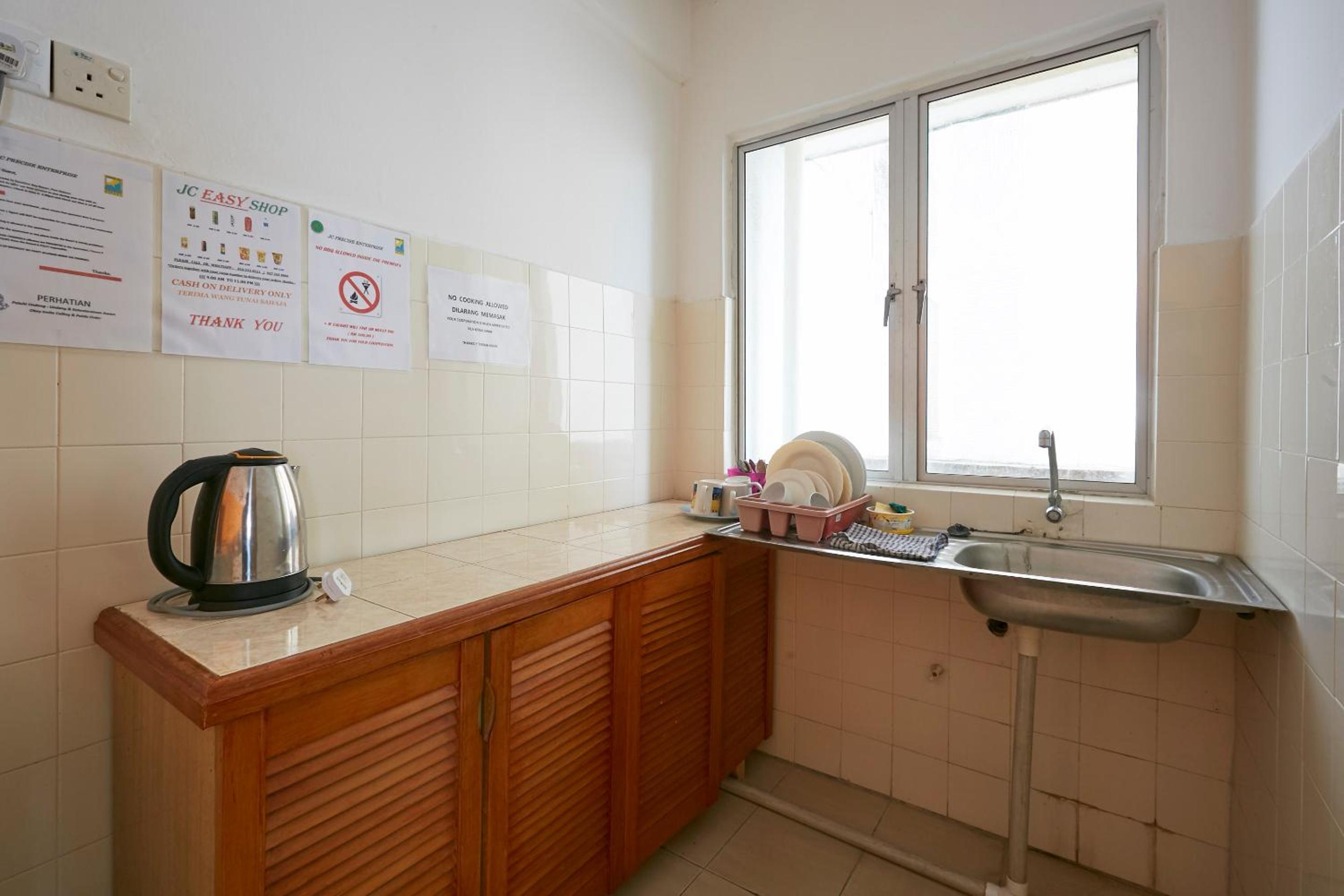 One-Bedroom Apartment - Photo 4