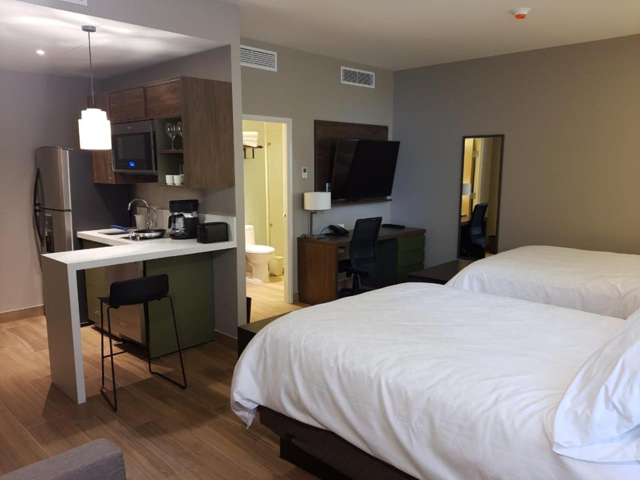 Studio Suite with Two Queen Beds