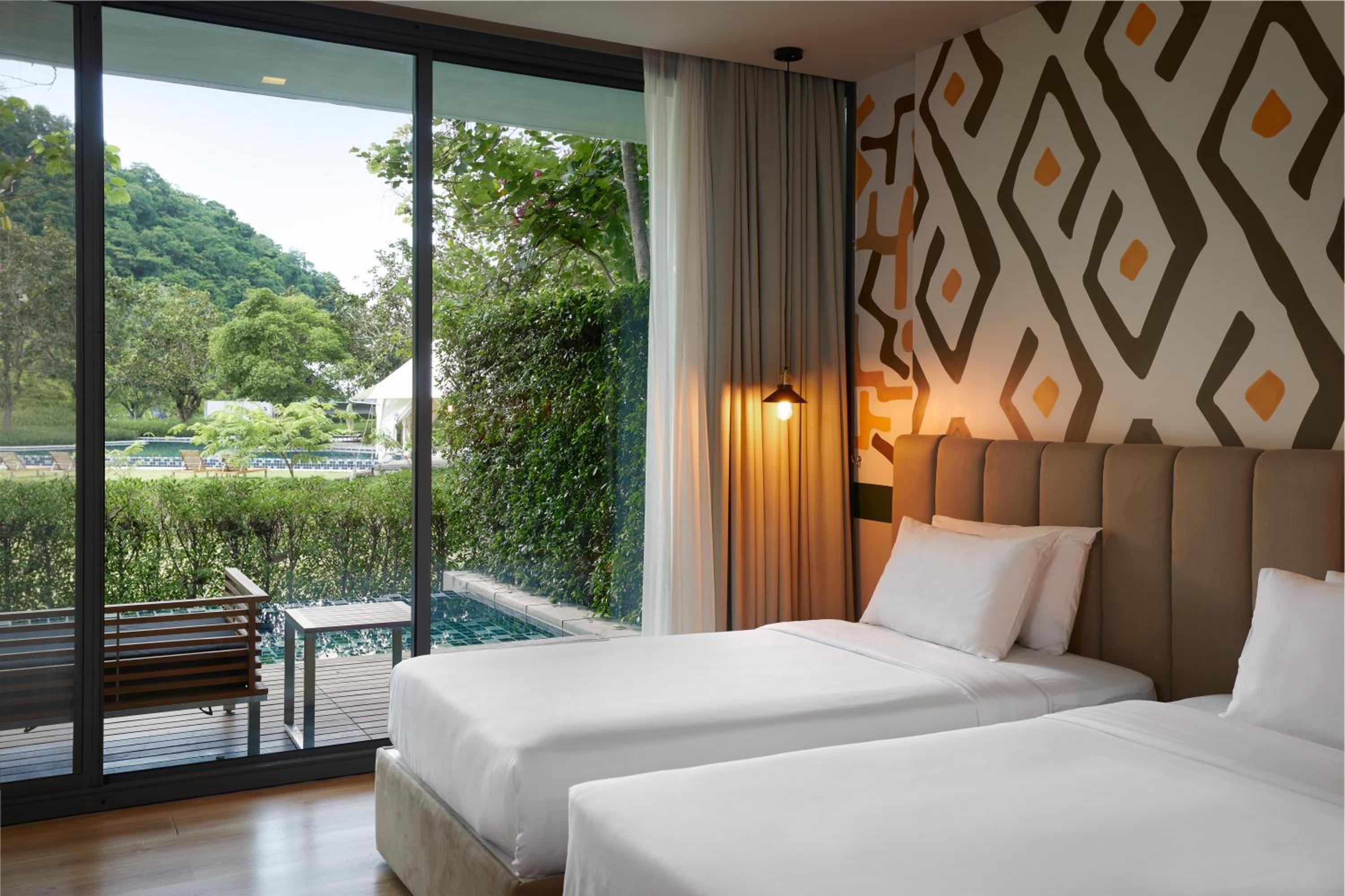 Studio Suite Twin with Plunge Pool - Photo 3