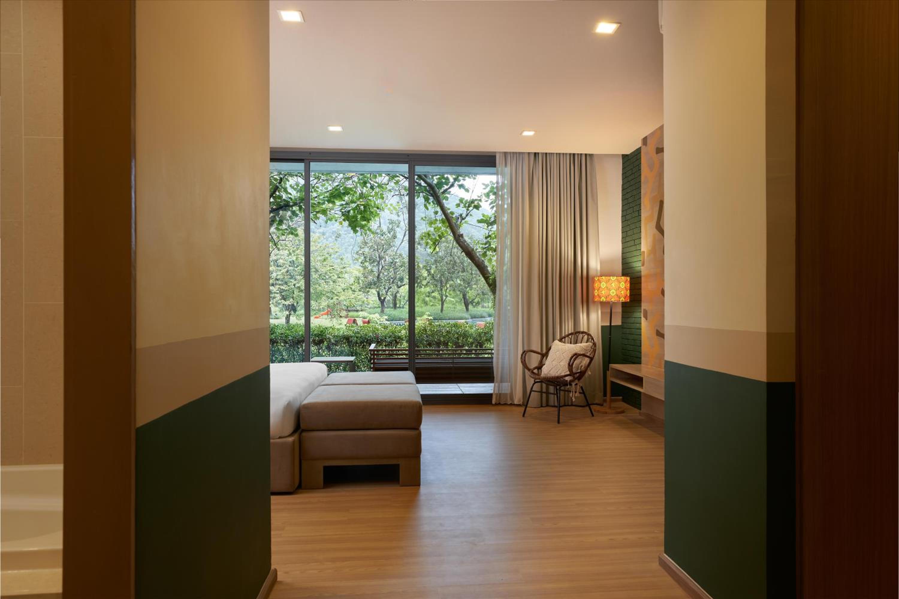 Studio Suite King with Plunge Pool - Photo 1