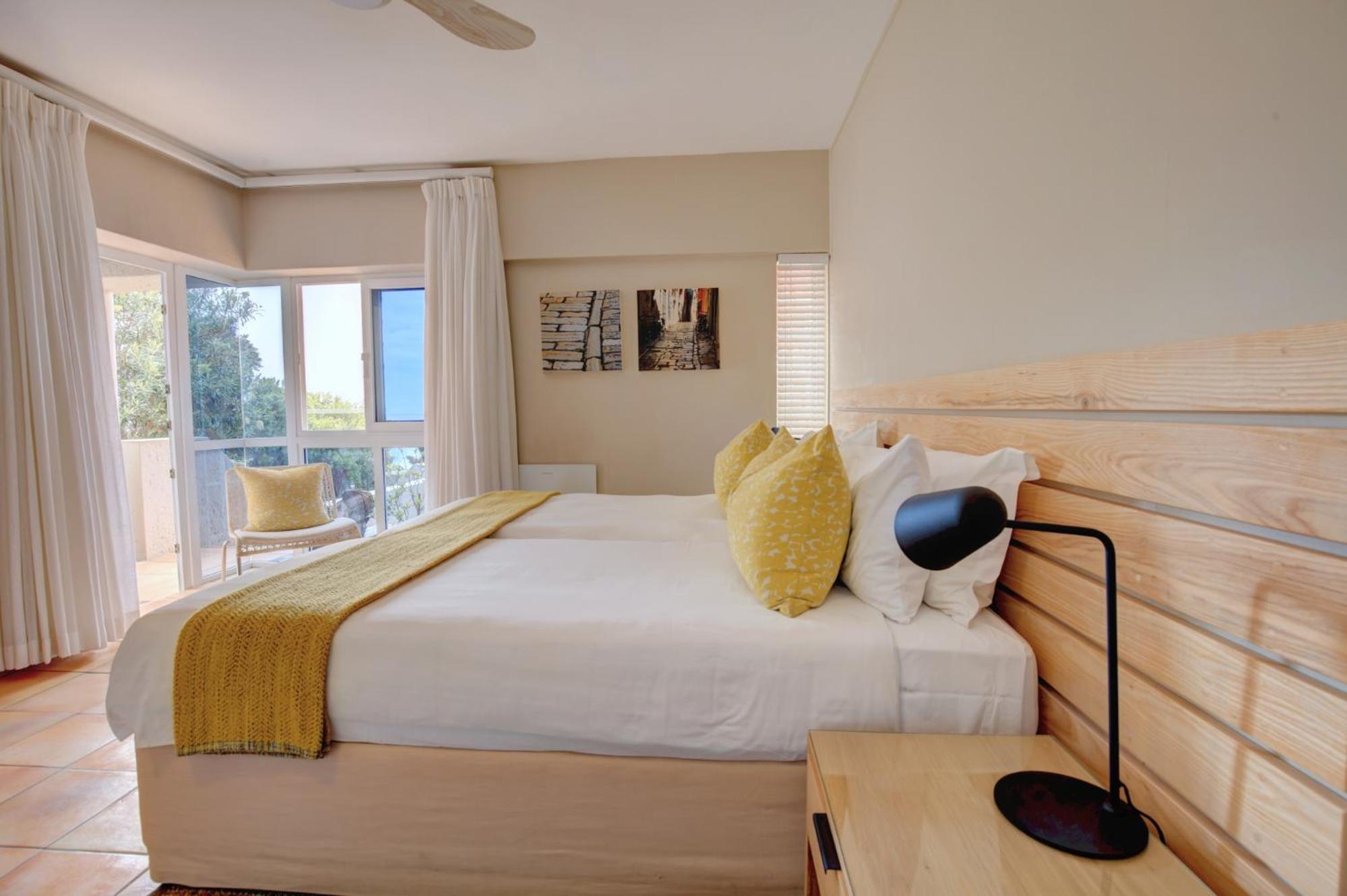 Standard Double or Twin Room photo 1