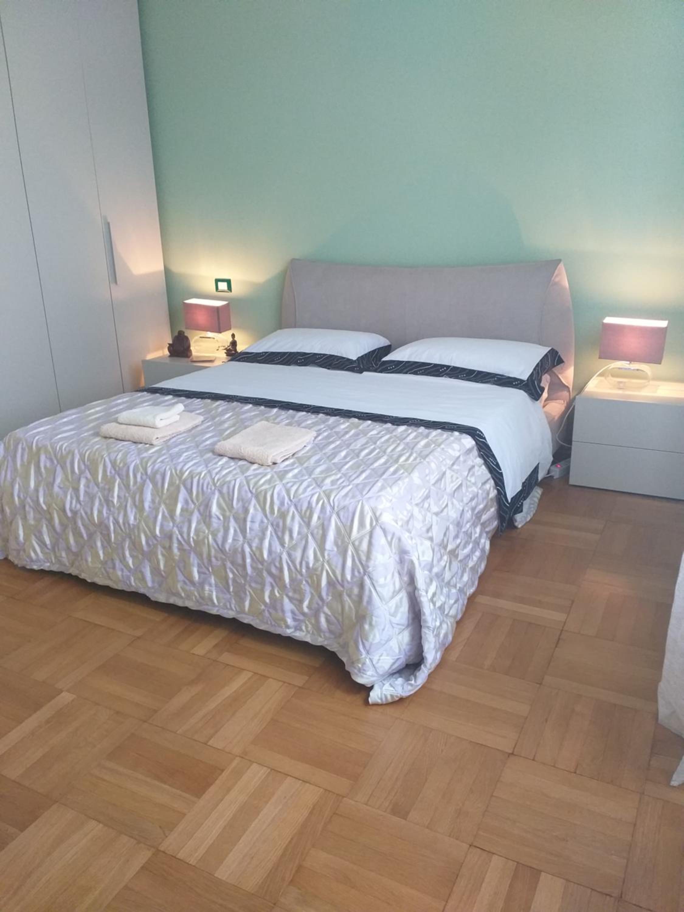 Three-Bedroom Apartment - Photo 1