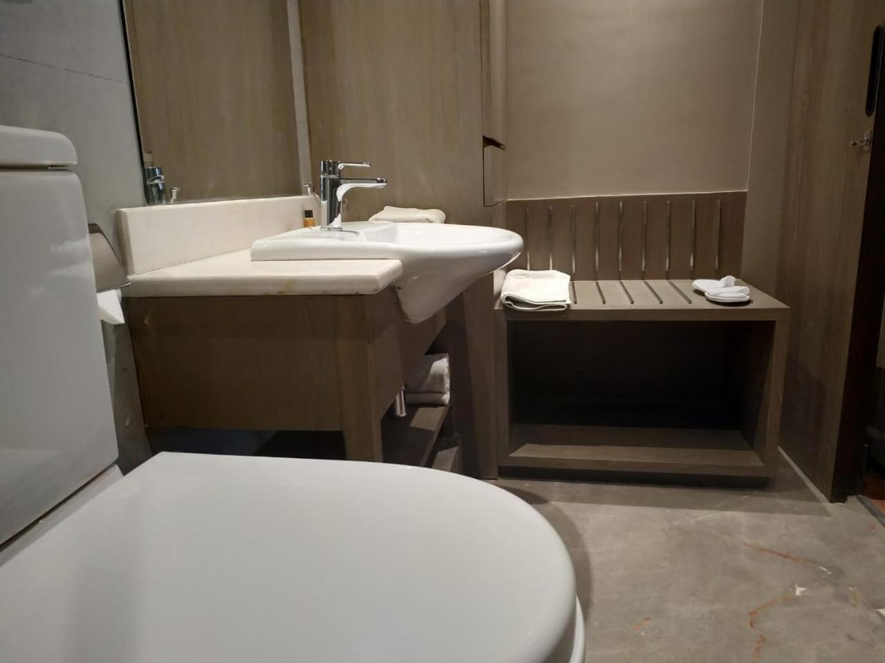 Elite Room - Photo 6