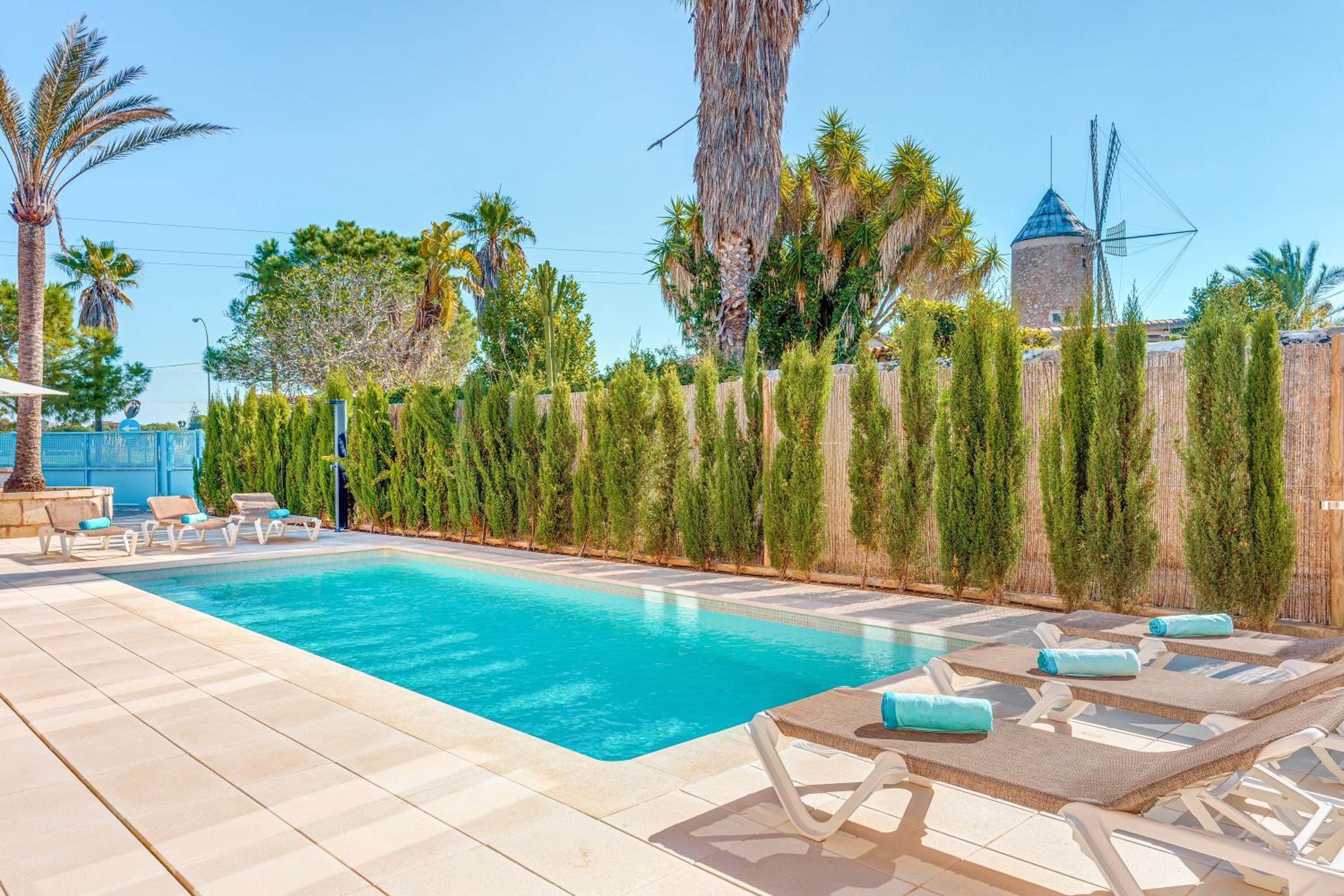 Villa with Garden View - Photo 20