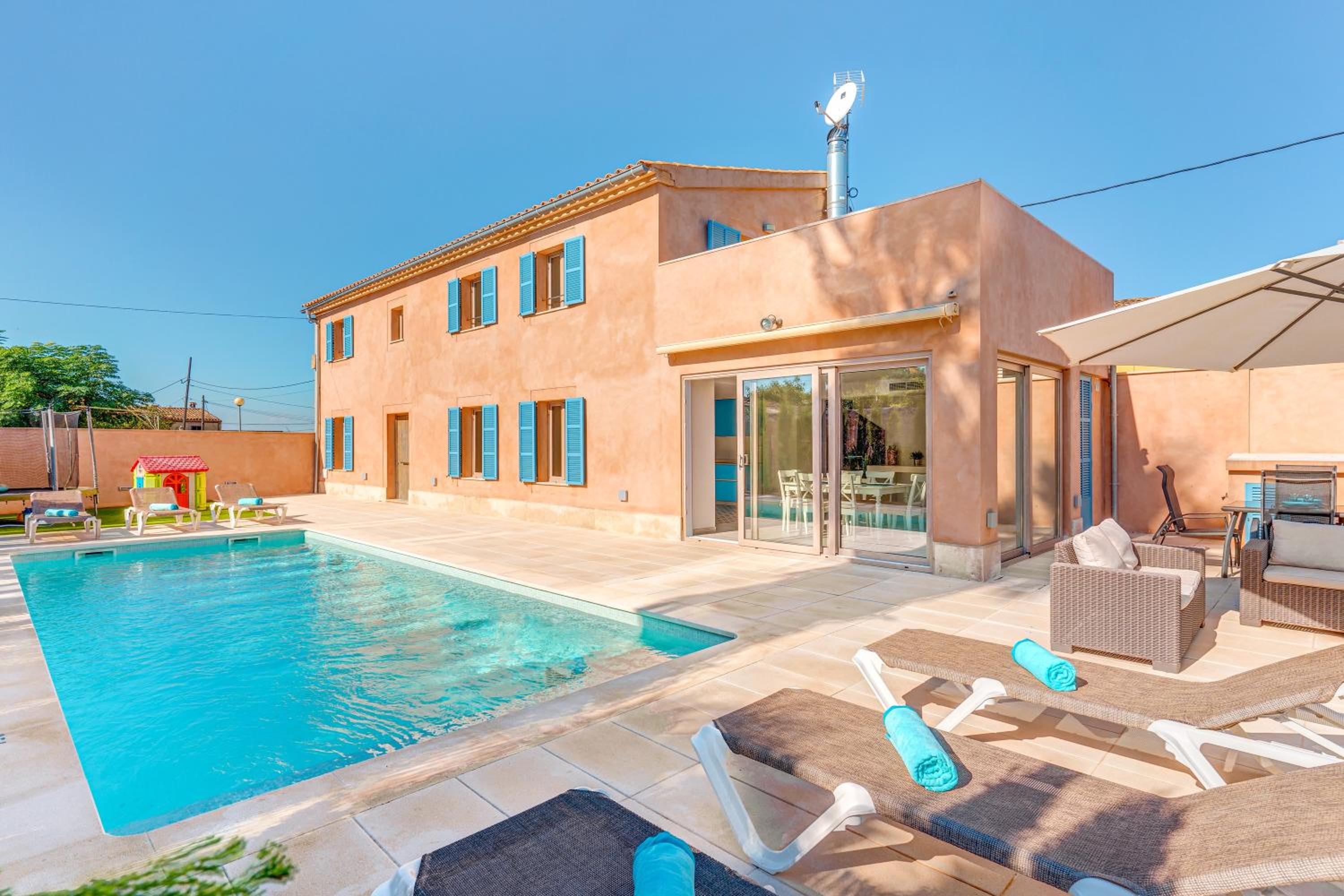 Villa with Garden View - Photo 19