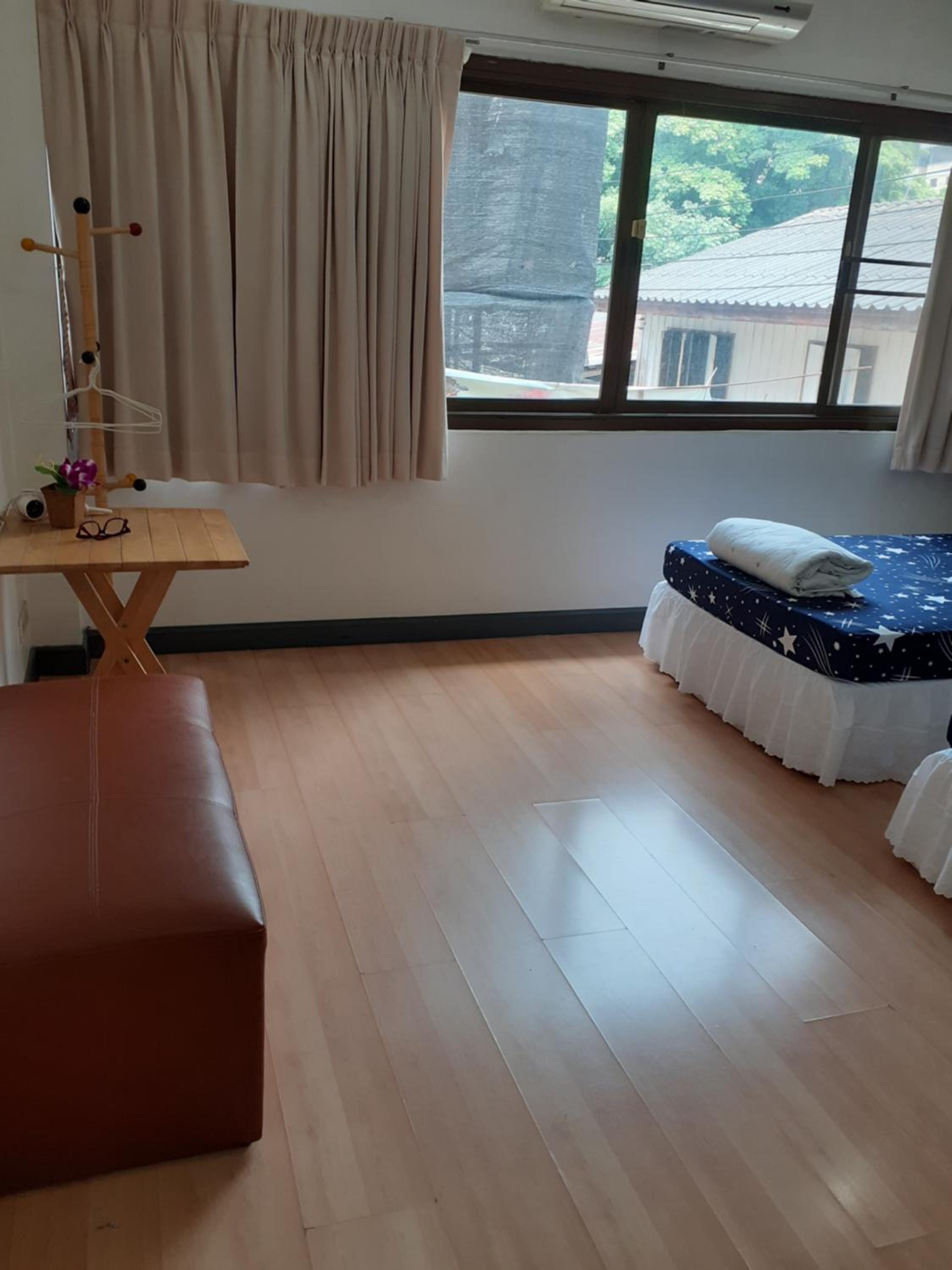 Twin Room with Private Bathroom photo 1