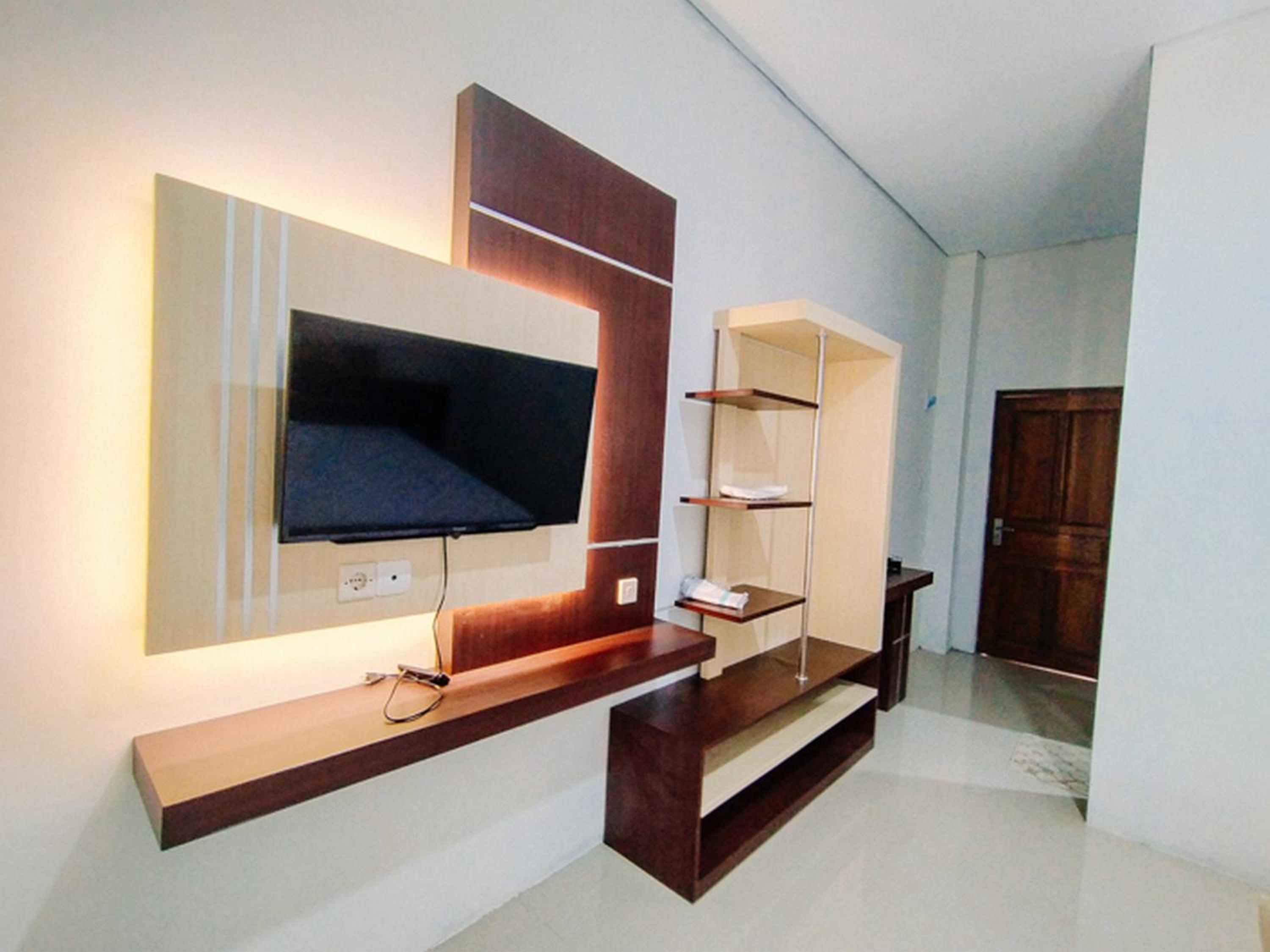 Deluxe Room - Photo 2
