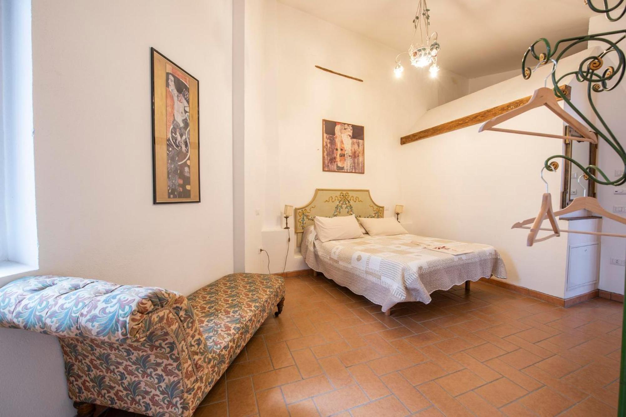 Double Room photo 3