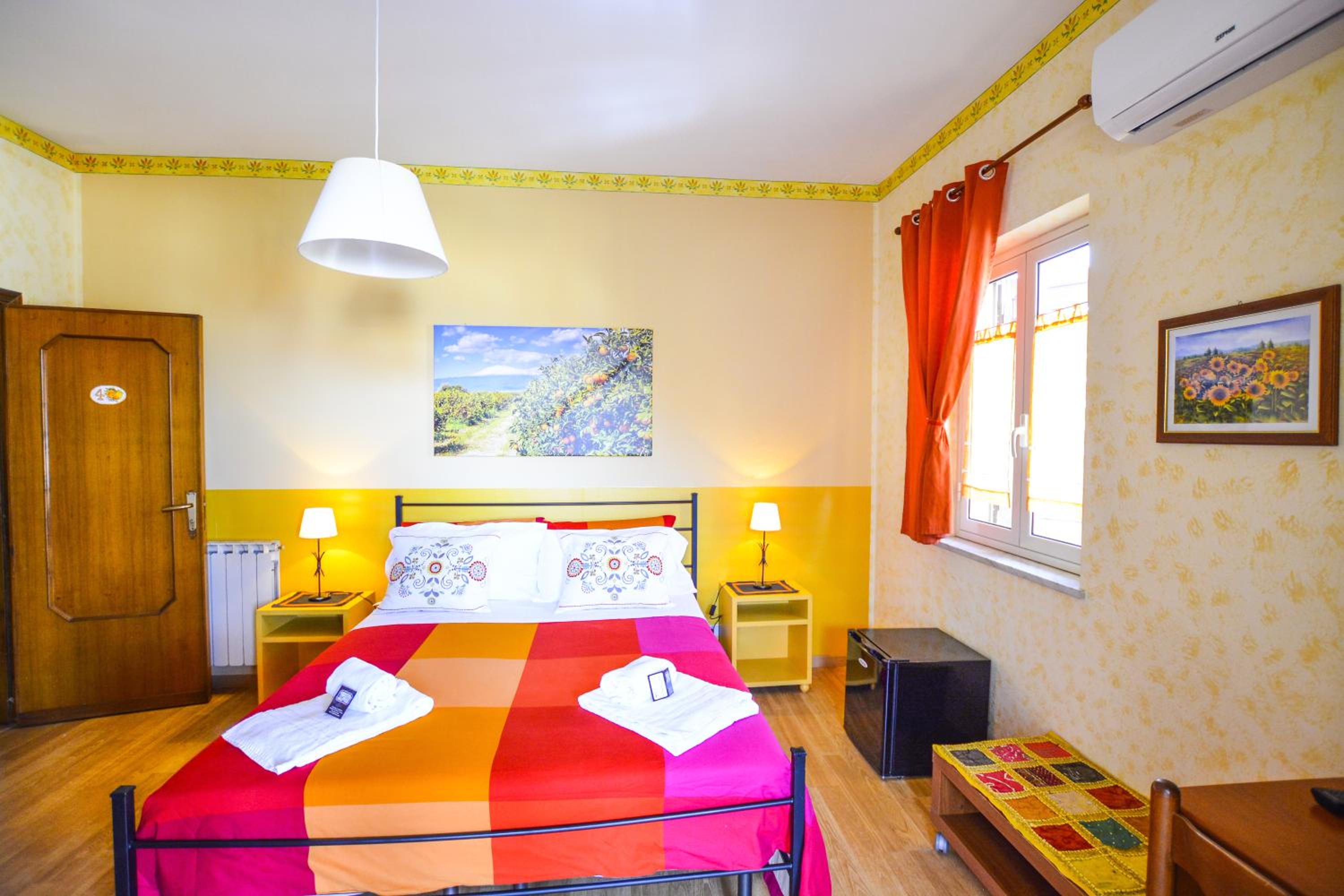 Double or Twin Room with Terrace and Private External Bathroom photo 1