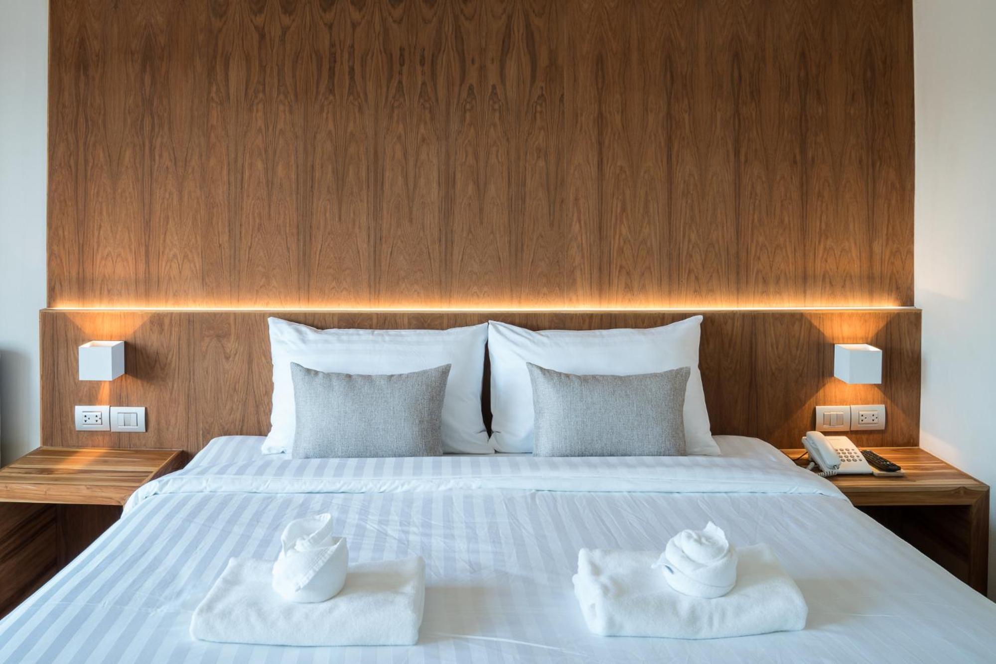 Standard King Room