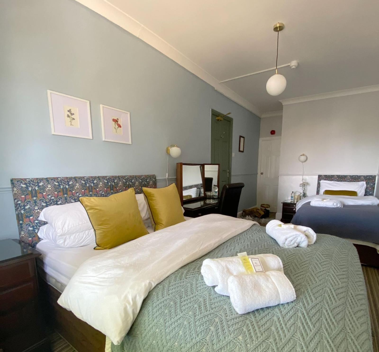 Triple Room - En Suite - Photo 1
