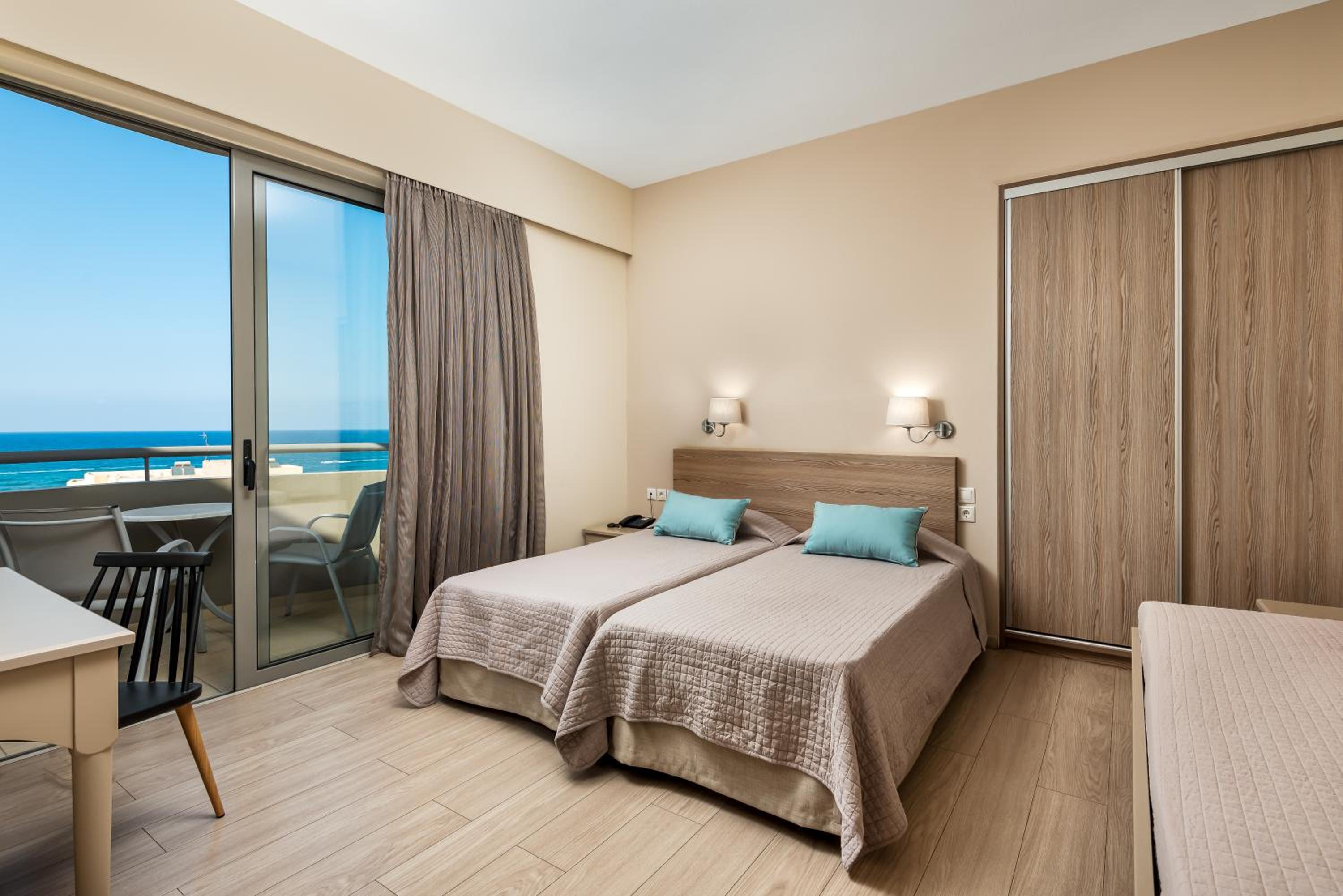Studio with Sea View