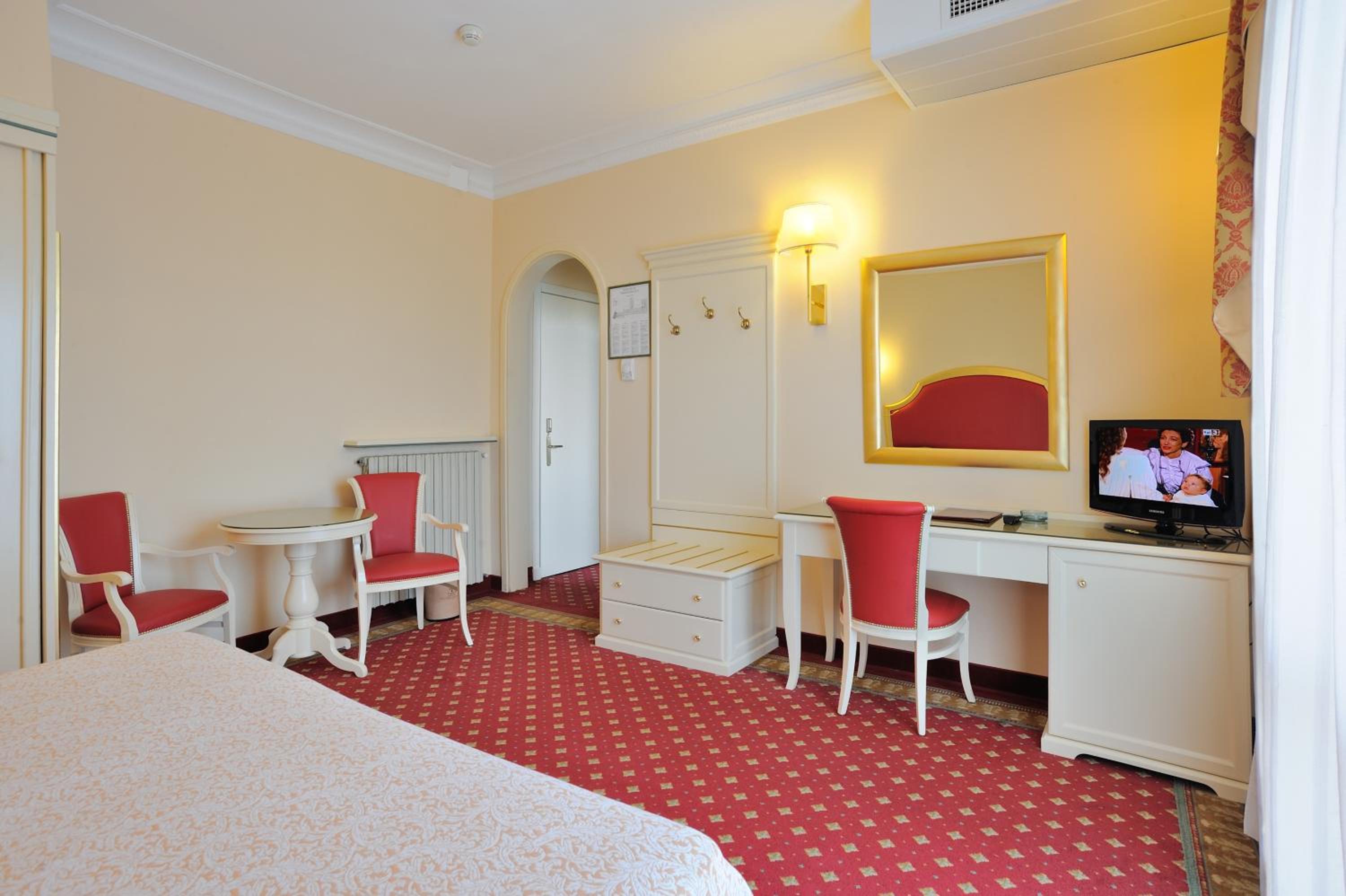 Superior Double Room photo 2