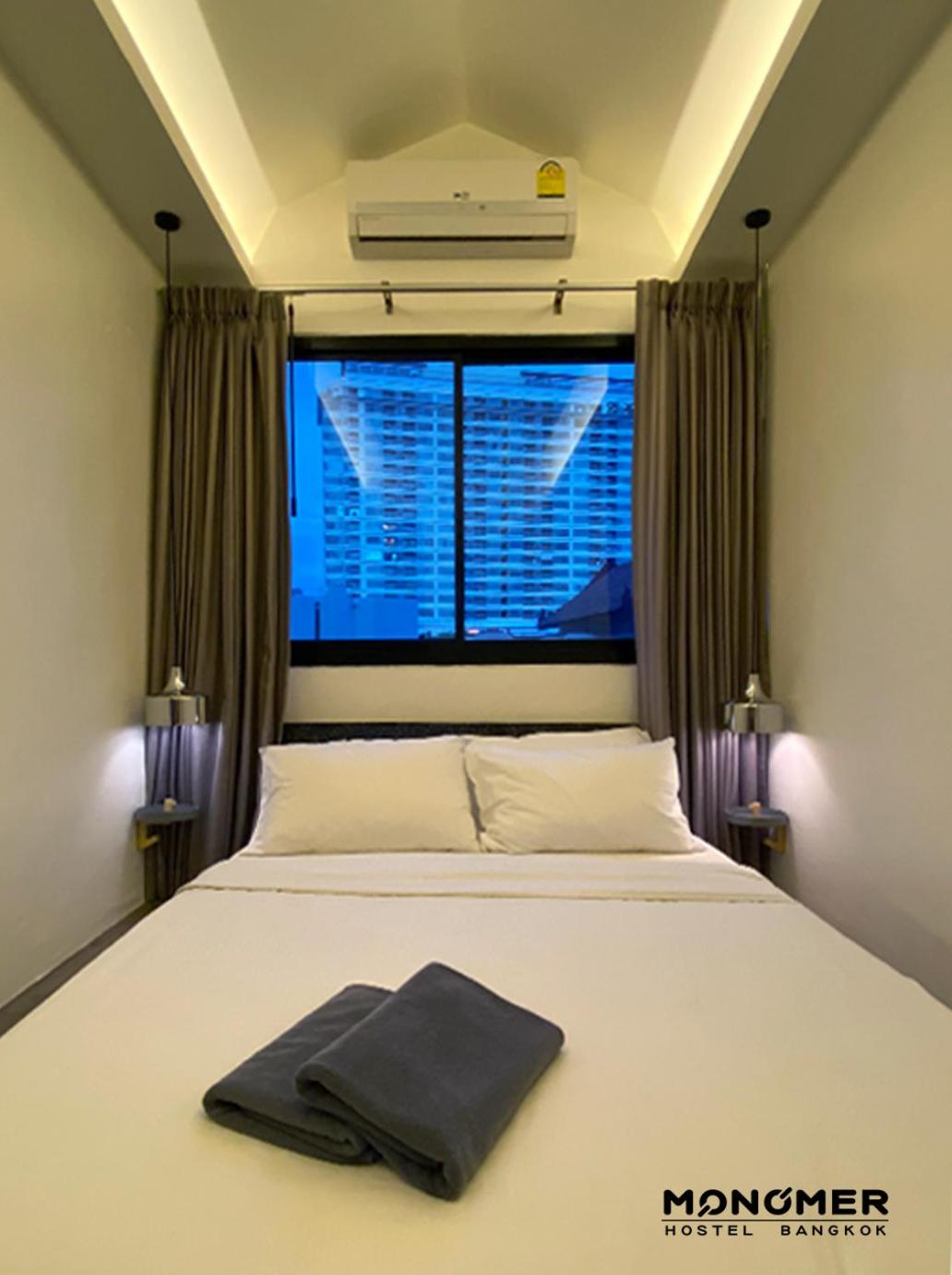 Double Room with Private Bathroom(5th Floor with No Elevator) photo 2